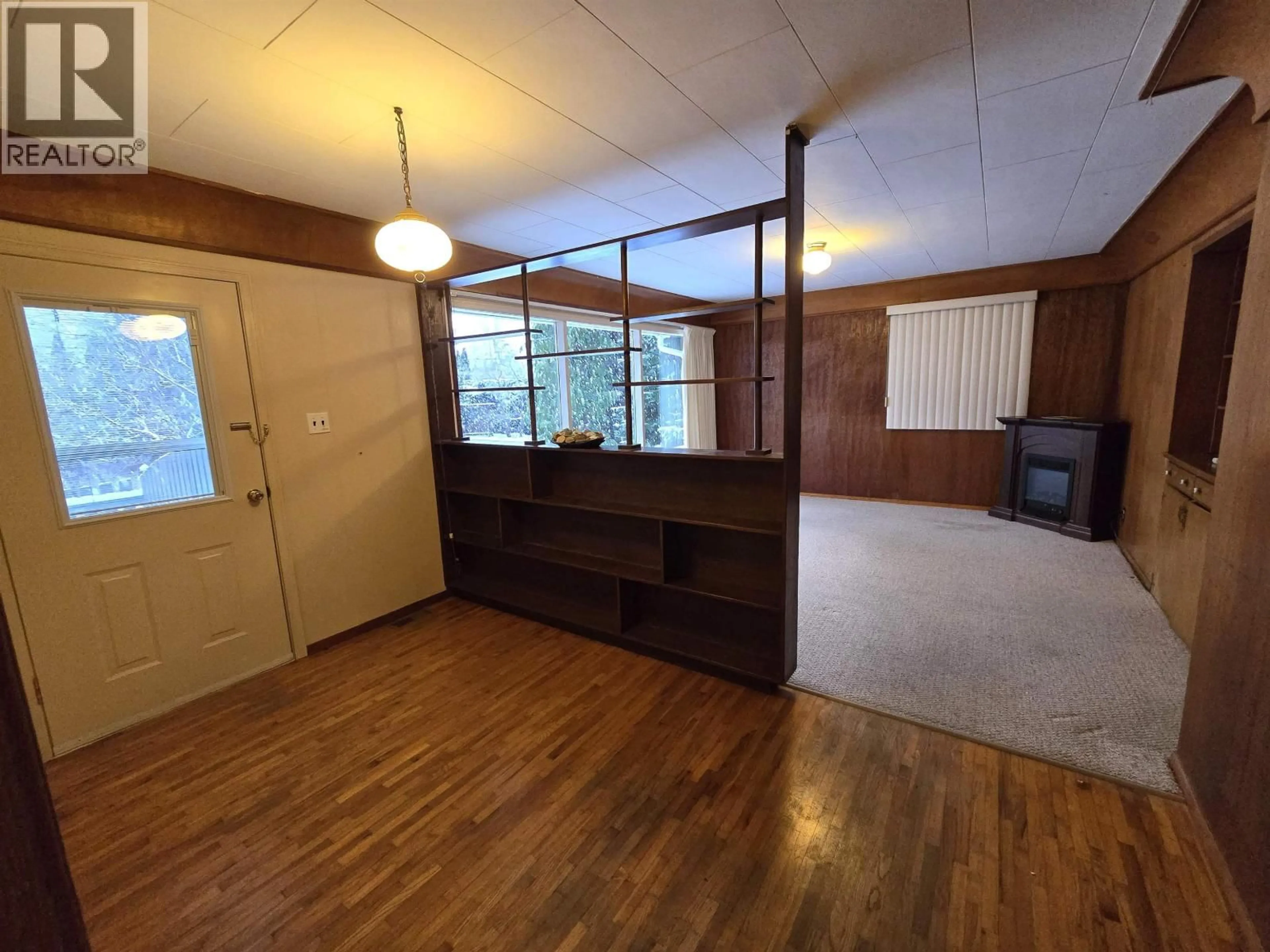 A pic of a room for 5040 AGAR AVENUE, Terrace British Columbia V8G1J1