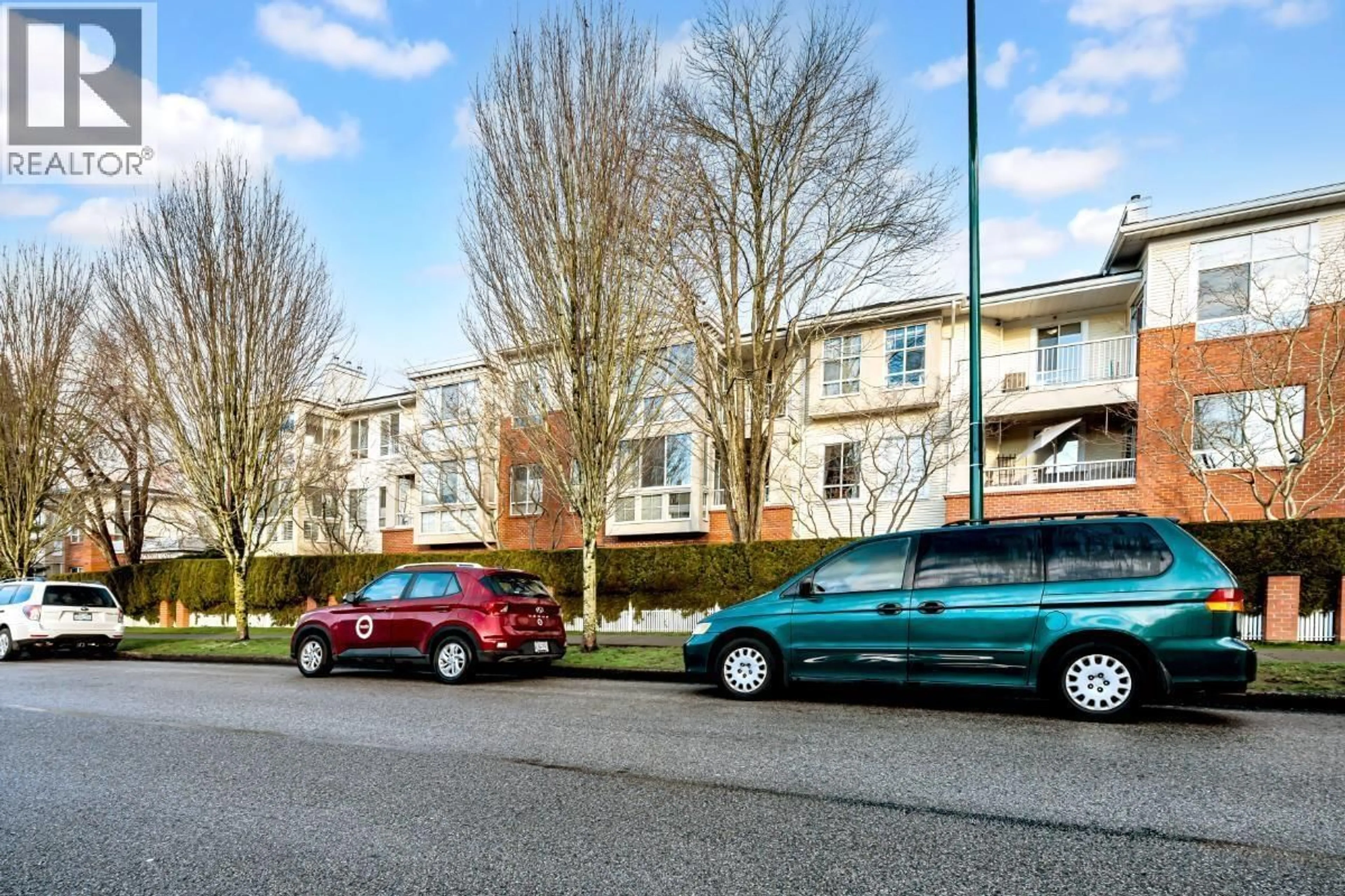 Parking for 335 - 383 37TH AVENUE, Vancouver British Columbia V5W4C1