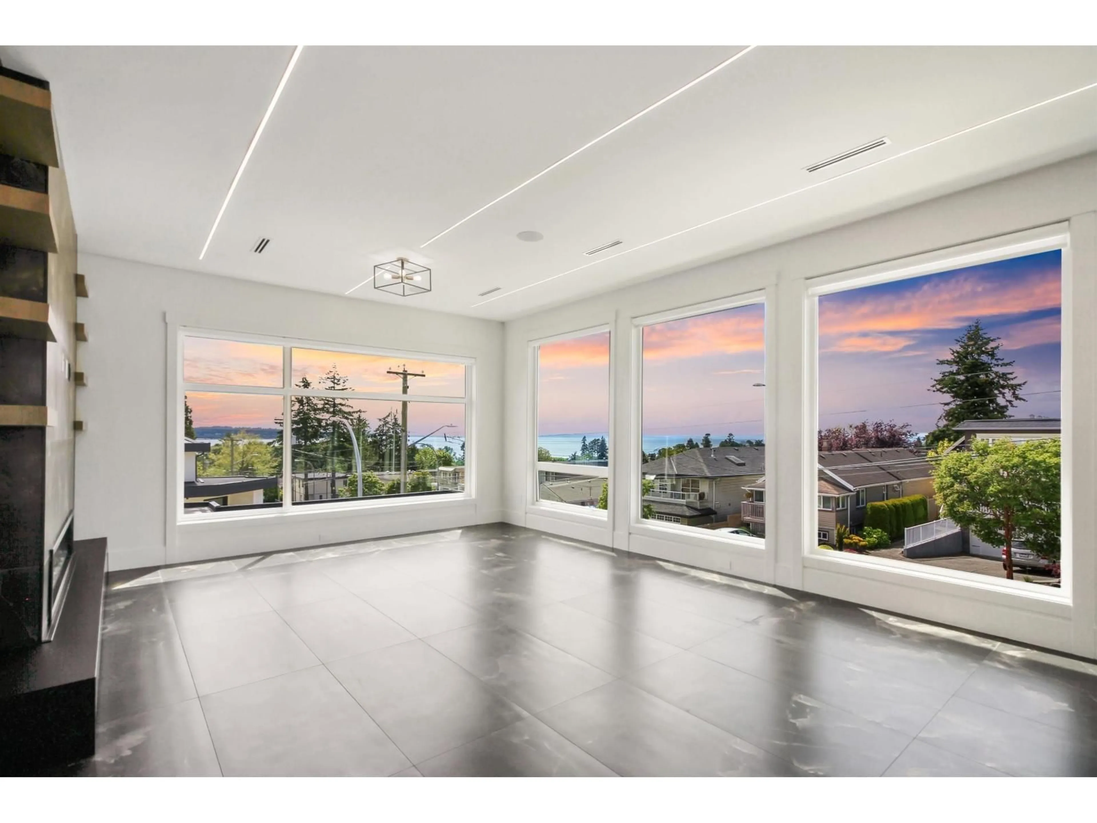 Unknown for 16019 9A AVENUE, Surrey British Columbia V4A9A7