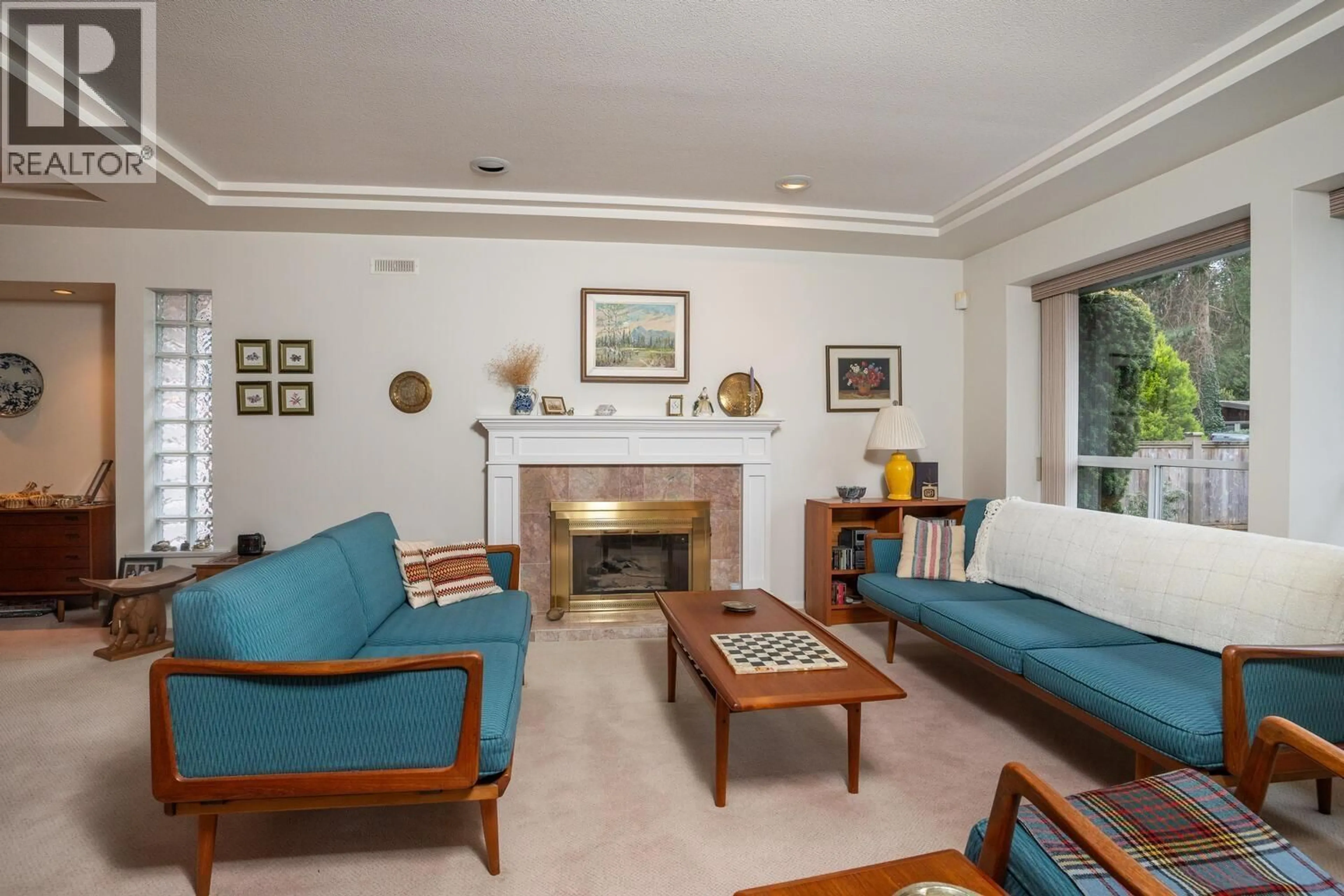 Living room with furniture, unknown for 1570 ENDERBY AVENUE, Delta British Columbia V4L1S7