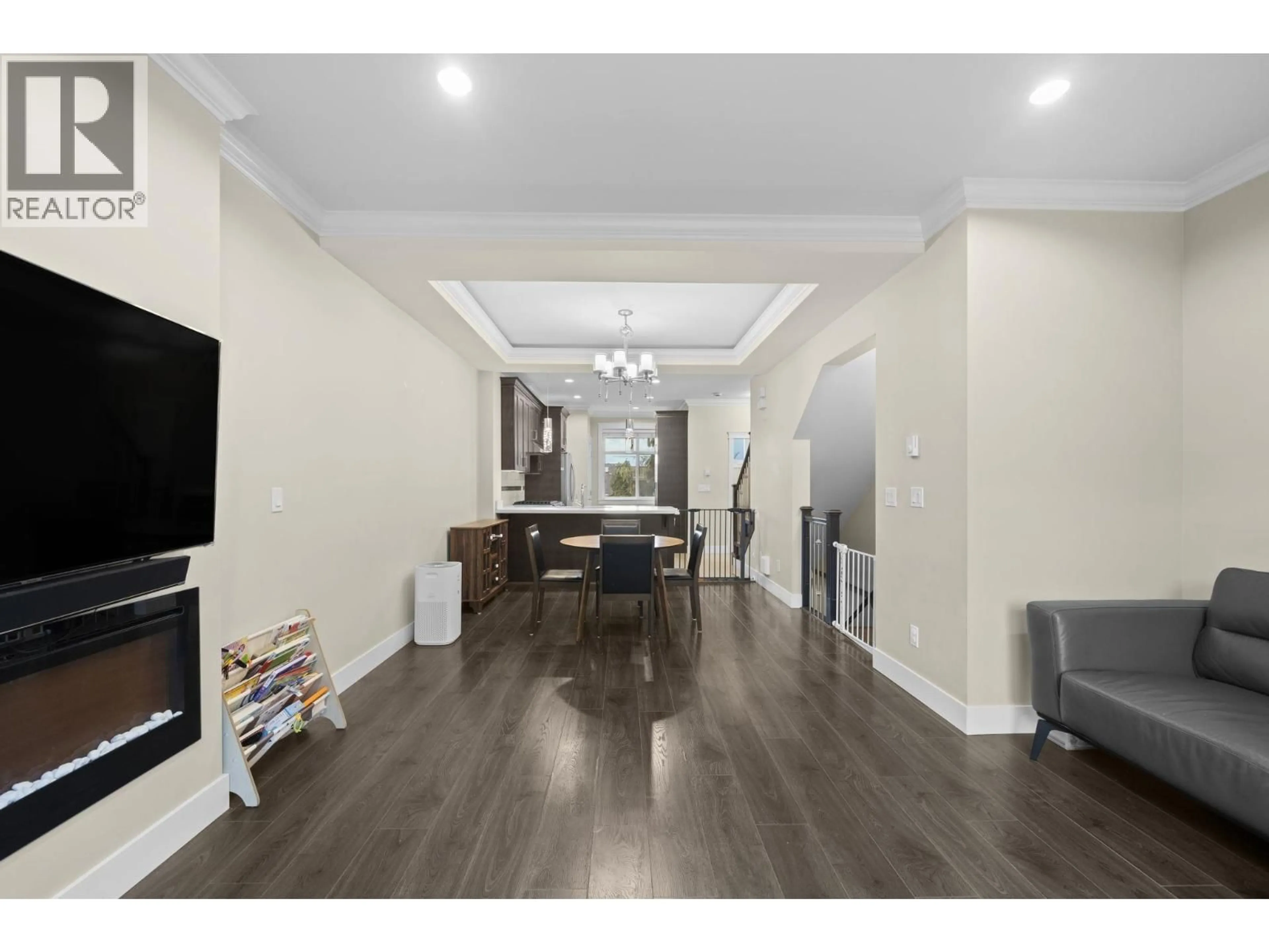 A pic of a room for 19 - 6033 WILLIAMS ROAD, Richmond British Columbia V7E1K4