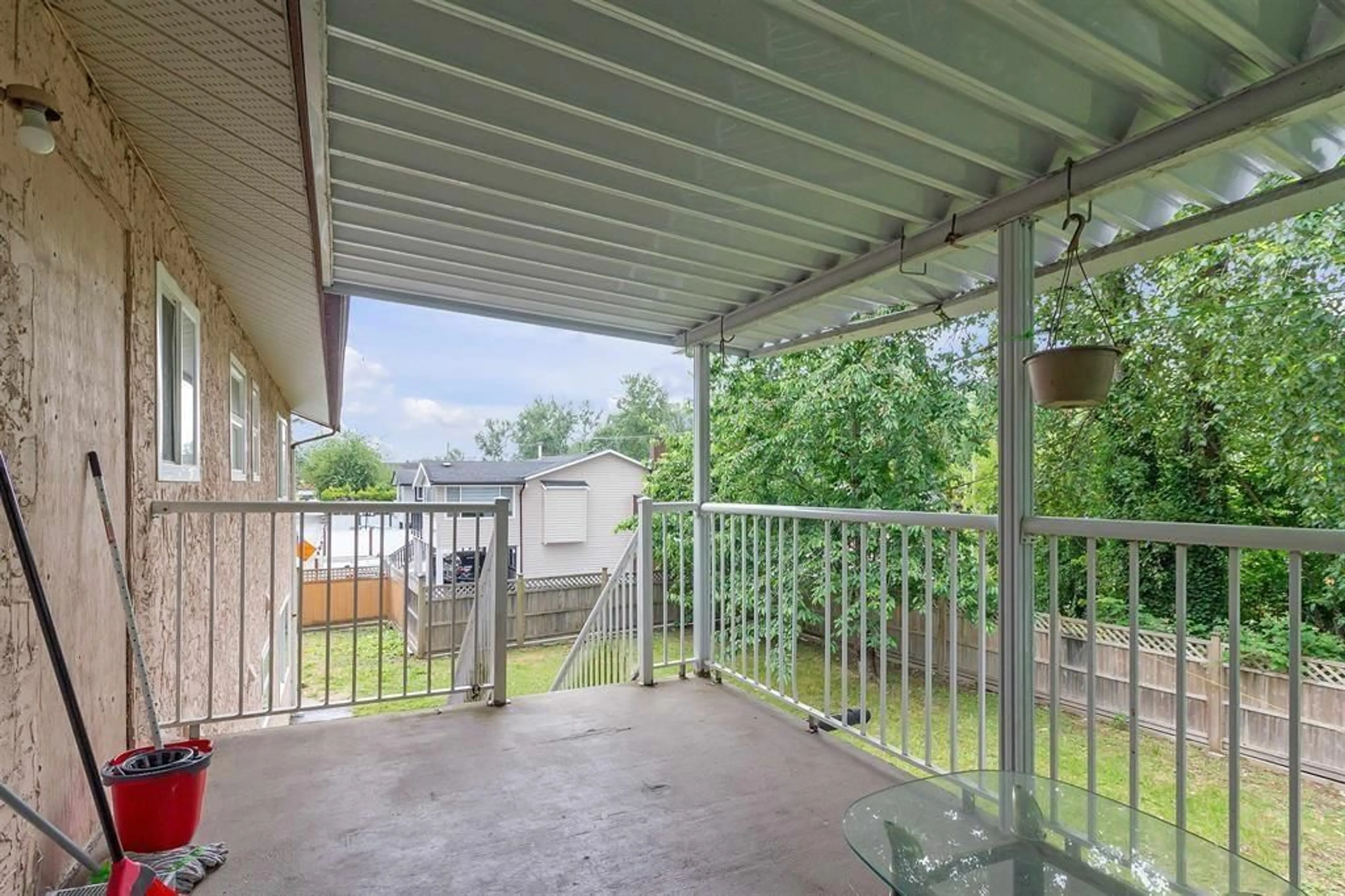 Patio, unknown for 8841 140A STREET, Surrey British Columbia V3V7H1