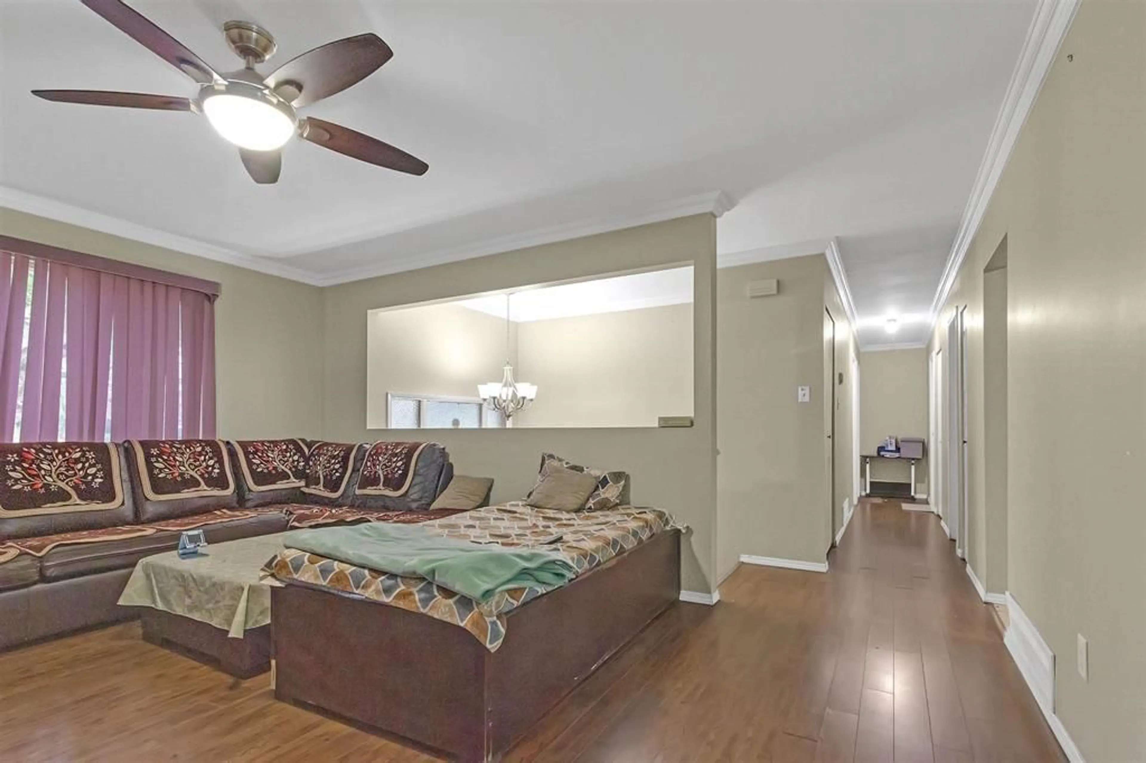 Living room with furniture, unknown for 8841 140A STREET, Surrey British Columbia V3V7H1