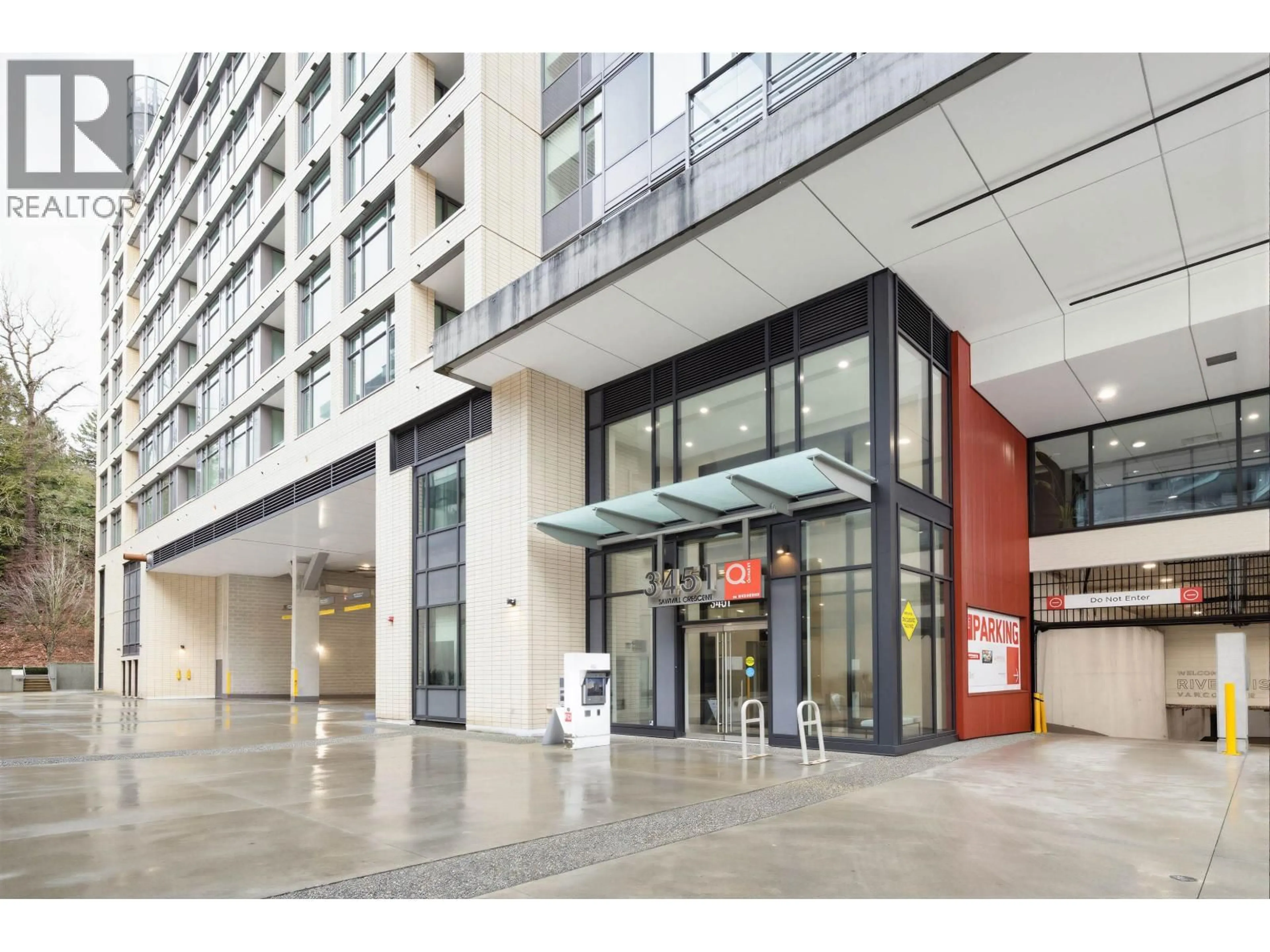 Indoor foyer for 613 - 3451 SAWMILL CRESCENT, Vancouver British Columbia V5S0H3