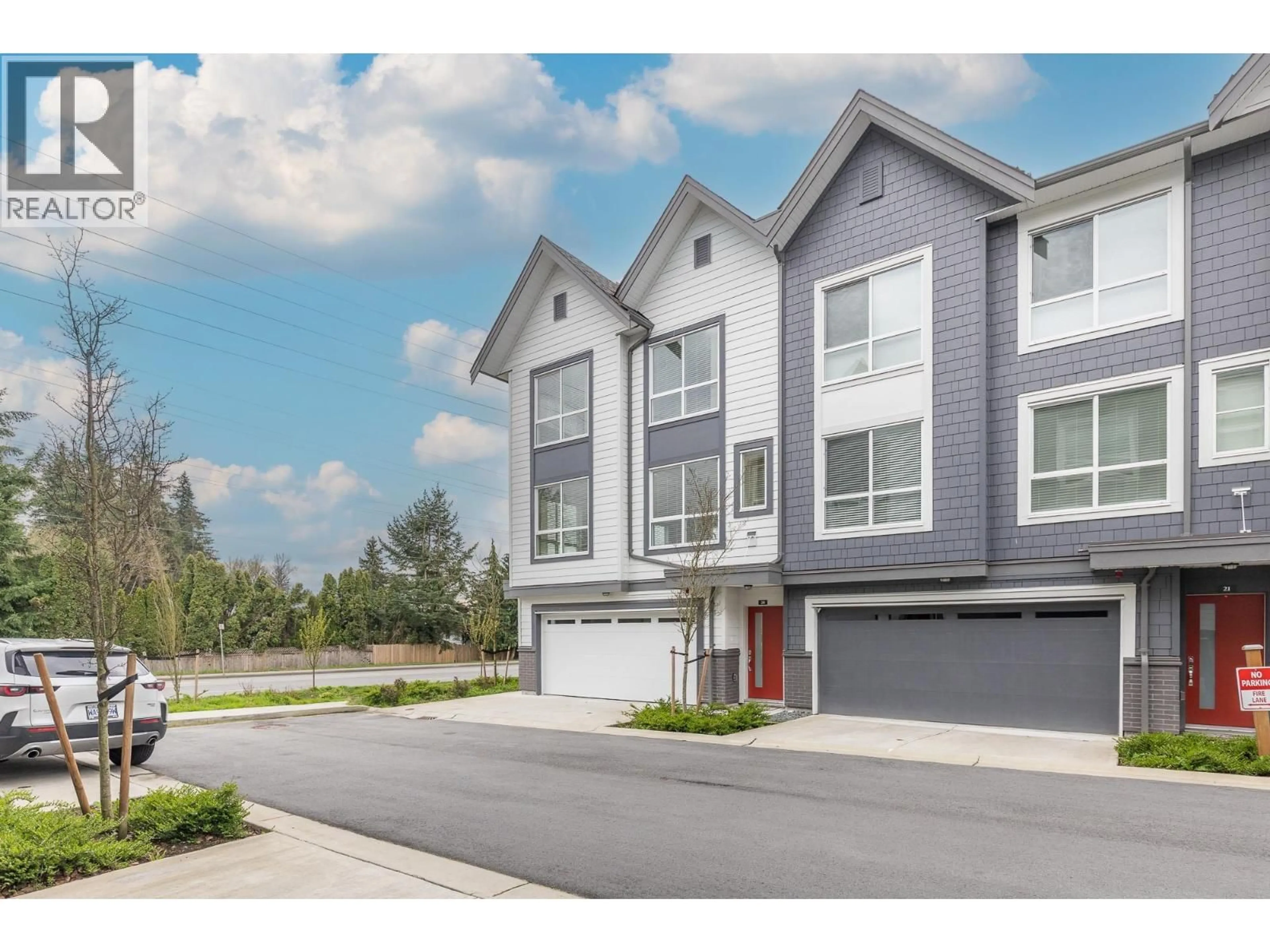 Home with vinyl exterior material, street for 20 - 23785 DEWDNEY TRUNK ROAD, Maple Ridge British Columbia V4R0H8