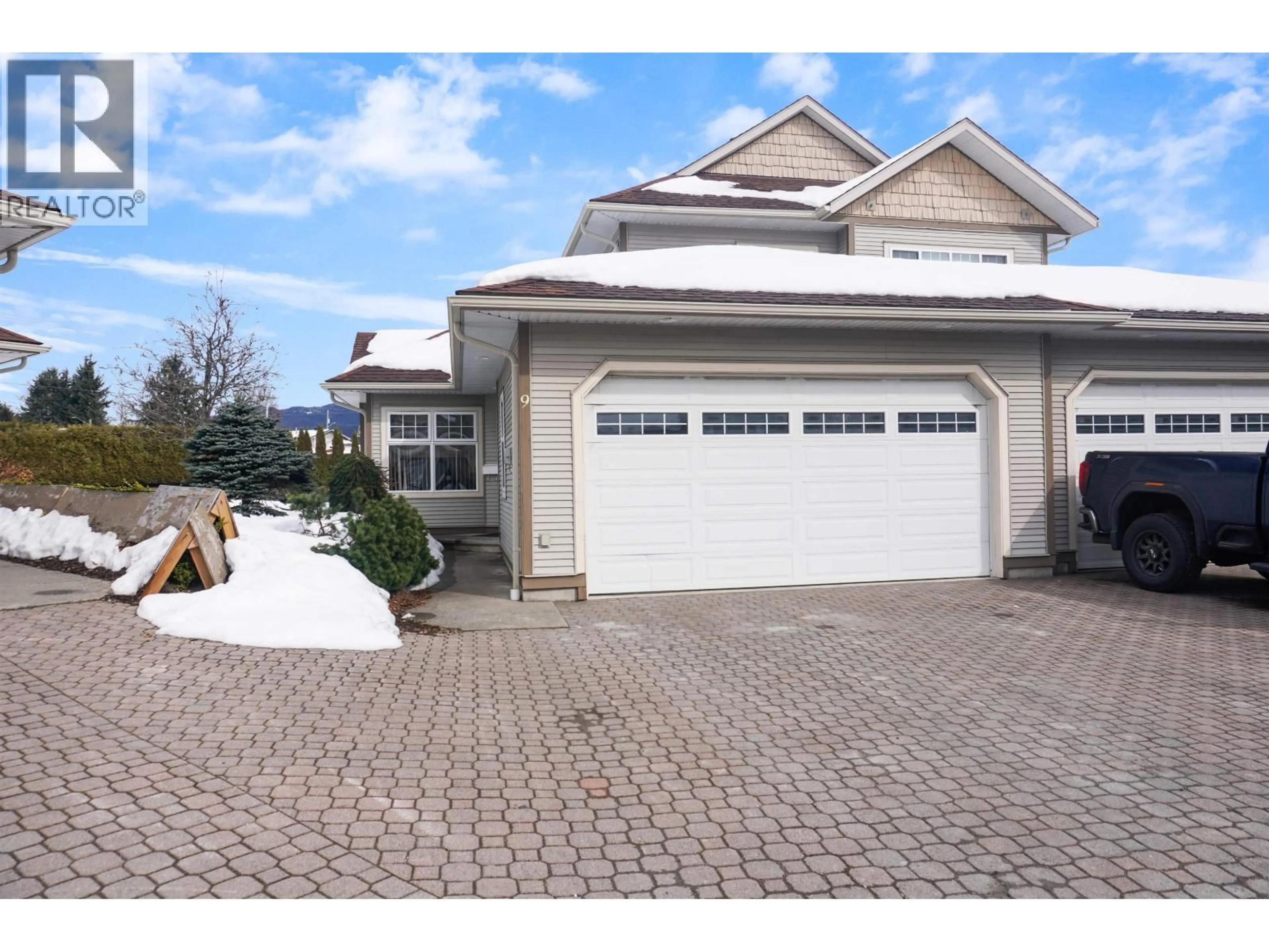 Indoor garage for 9 - 32 CREED STREET, Kitimat British Columbia V8C2P3