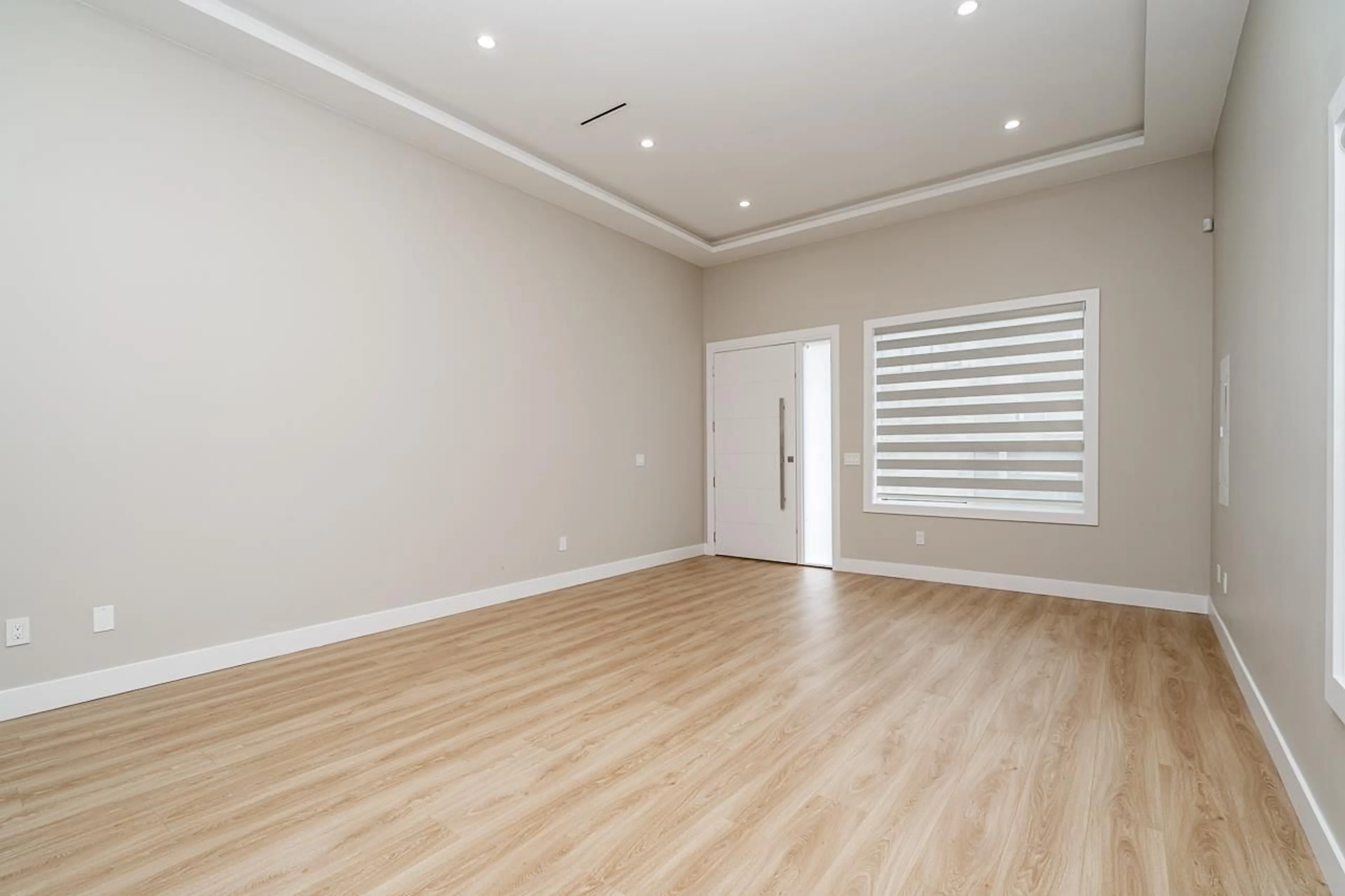 A pic of a room for 13955 60  A AVENUE, Surrey British Columbia V3X1E1