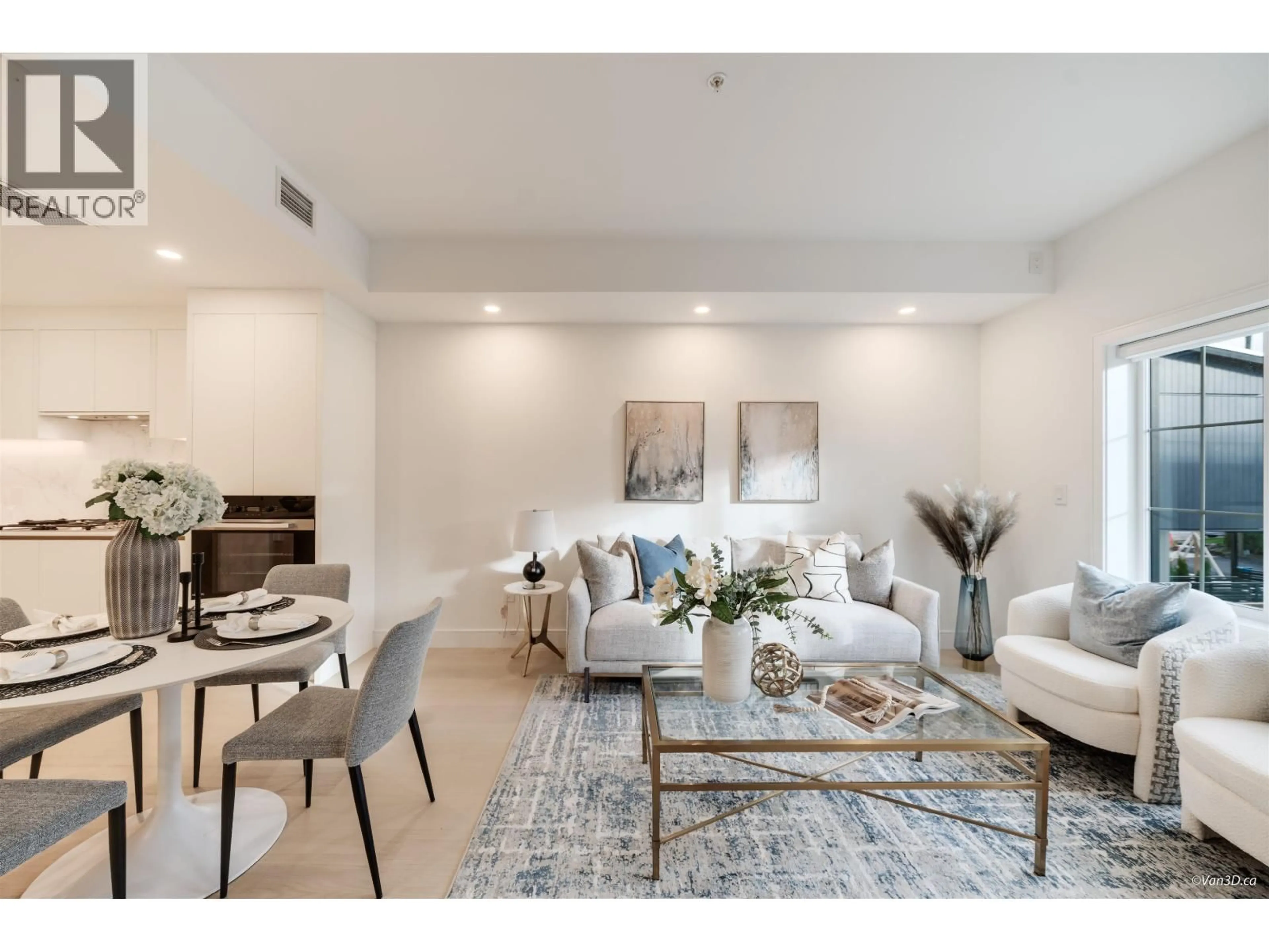 Living room with furniture, unknown for 208 - 918 32ND STREET, Vancouver British Columbia V5Z2K2