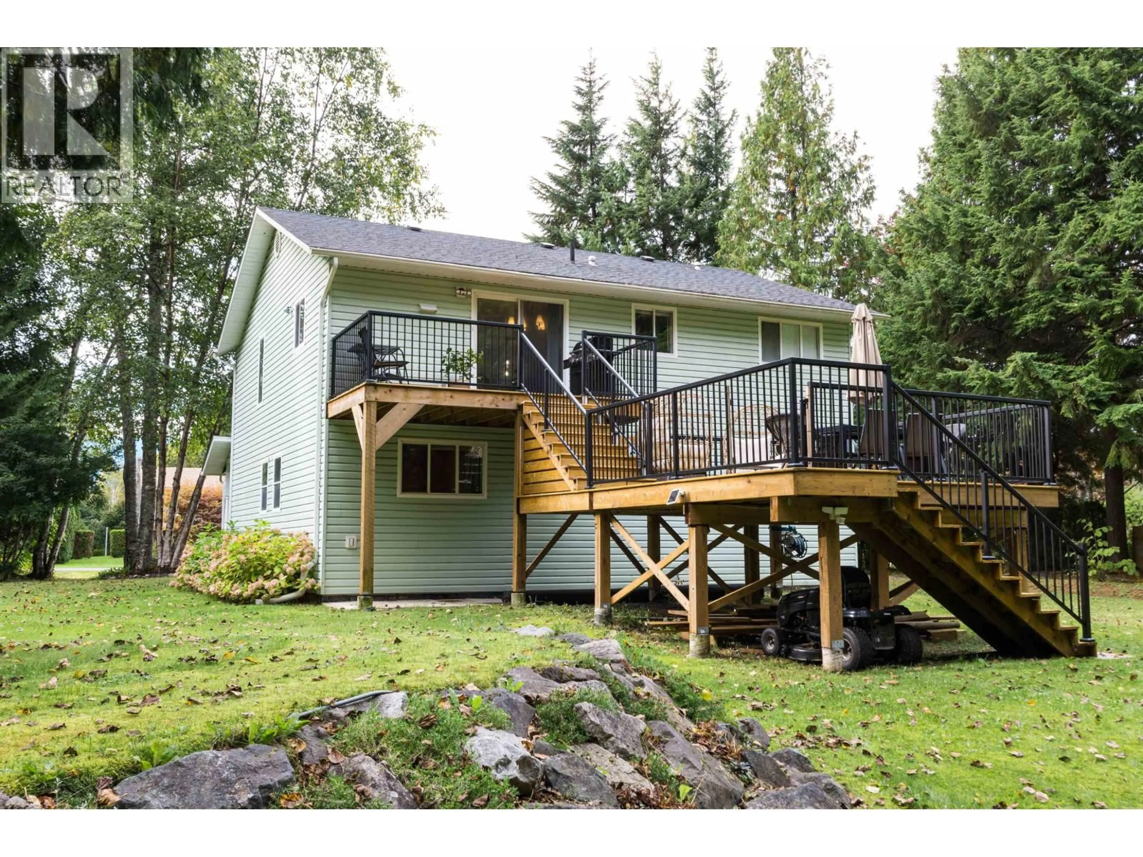 Home with vinyl exterior material, mountain view for 2304 CRAMER STREET, Terrace British Columbia V8G2K7