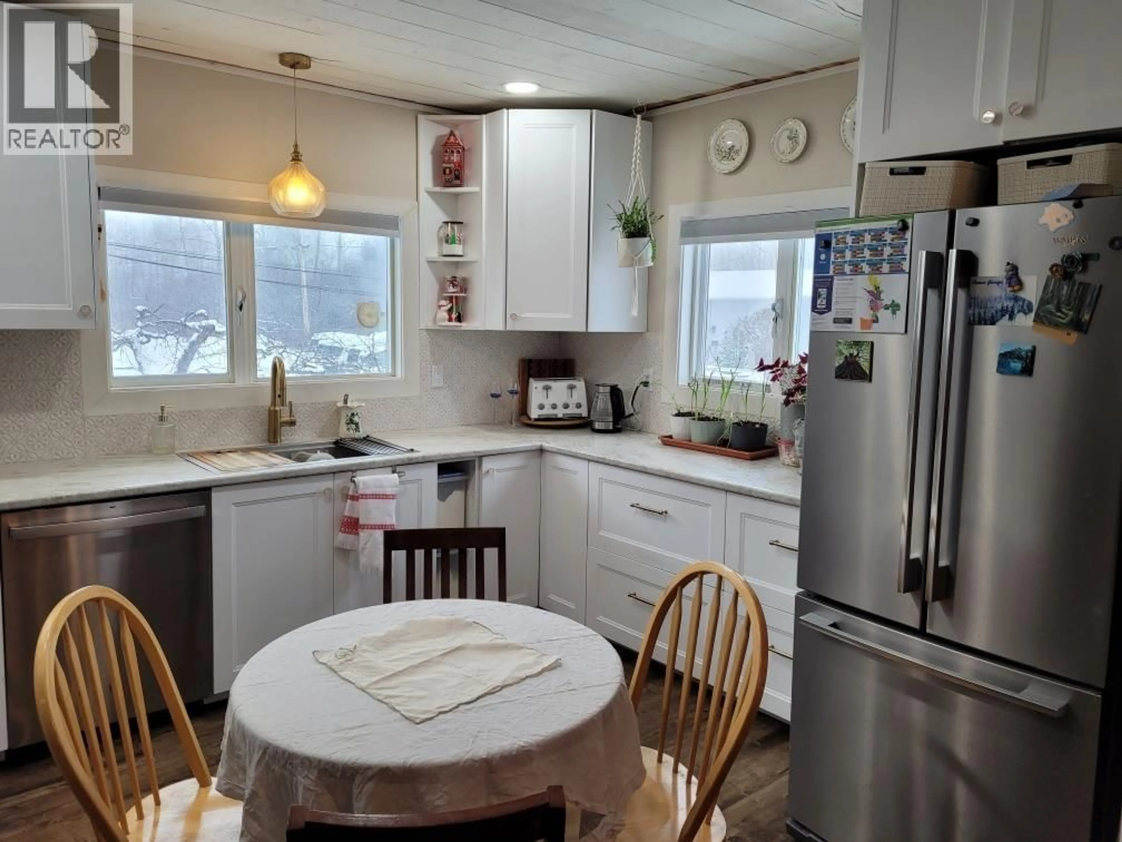 Open concept kitchen, unknown for 2373 REGENTS CRESCENT, Prince George British Columbia V2L4W4