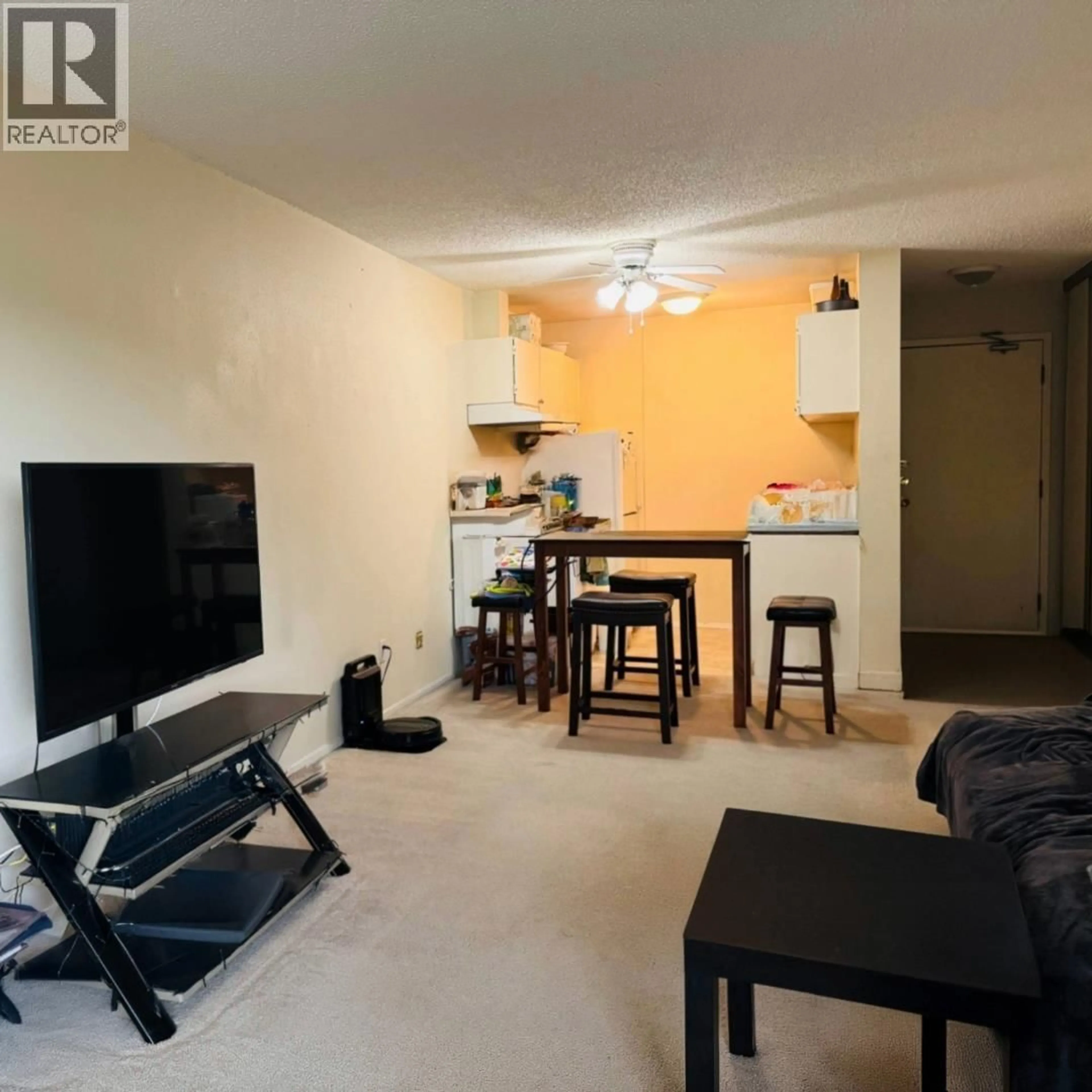 Living room with furniture, unknown for 311 - 282 BROADWAY AVENUE, Williams Lake British Columbia V2G4J8