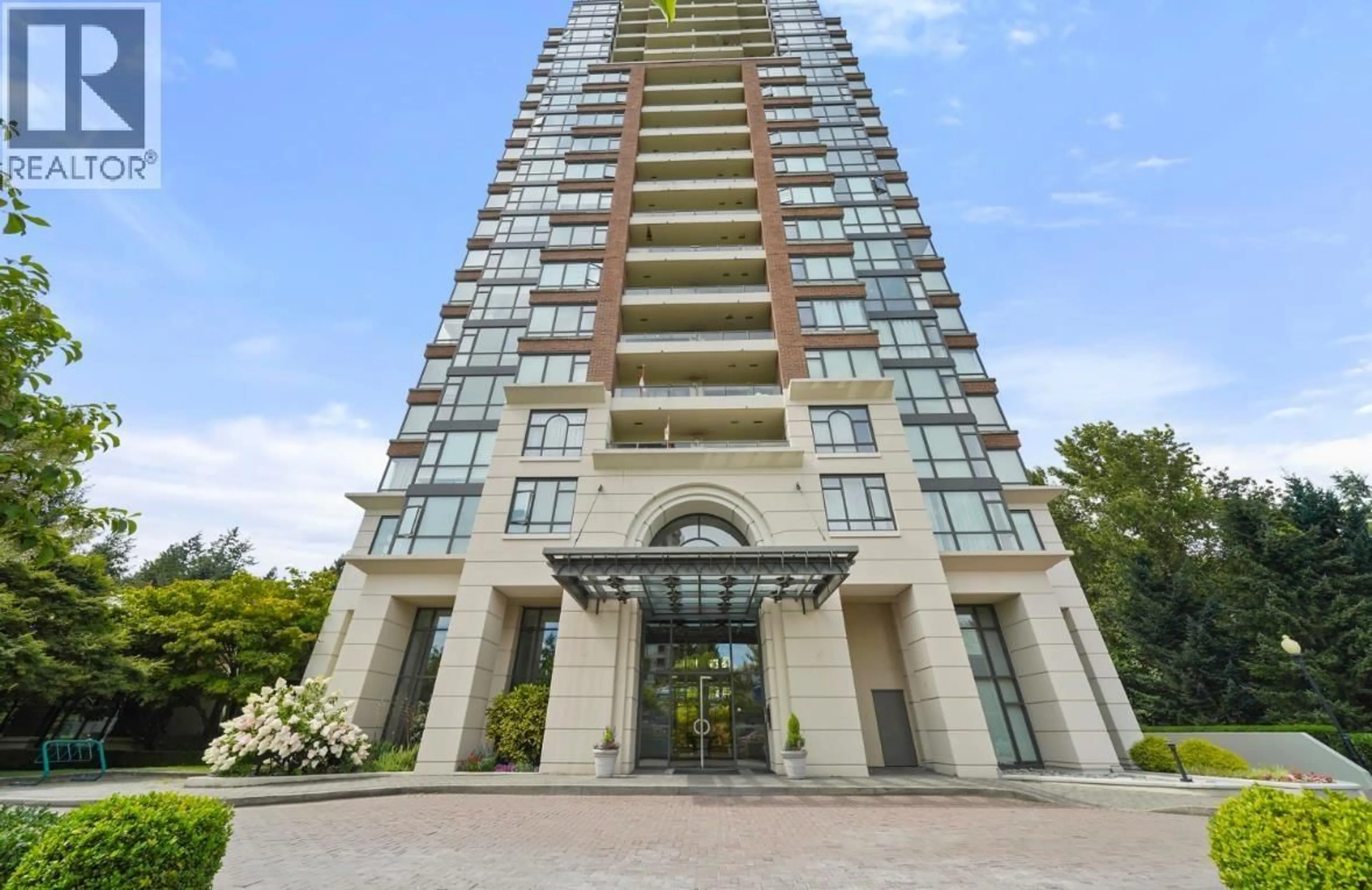 Indoor foyer for 407 - 6837 STATION HILL DRIVE, Burnaby British Columbia V3N5B7