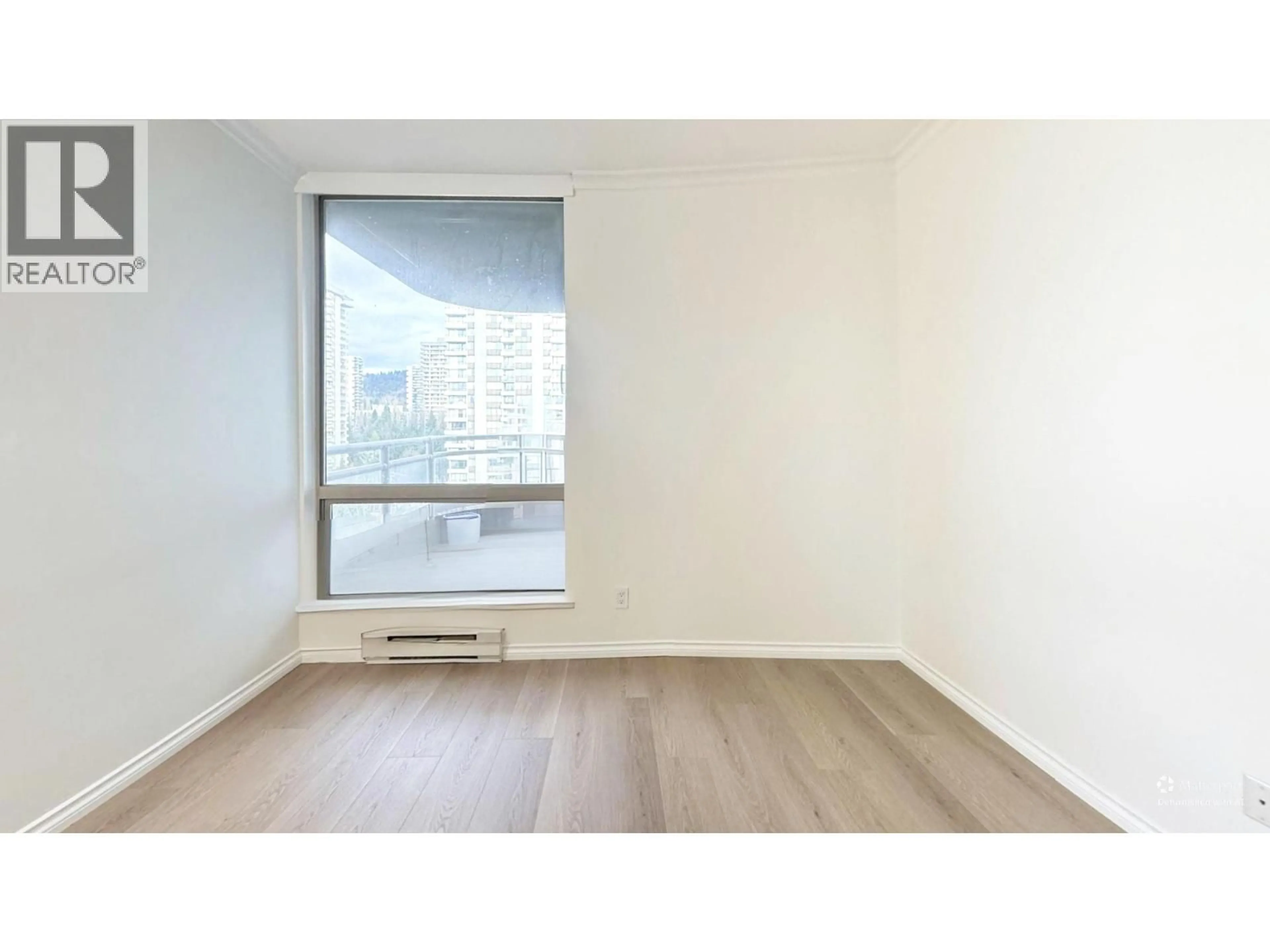 A pic of a room for 1406 - 9603 MANCHESTER DRIVE, Burnaby British Columbia V3N4Y7