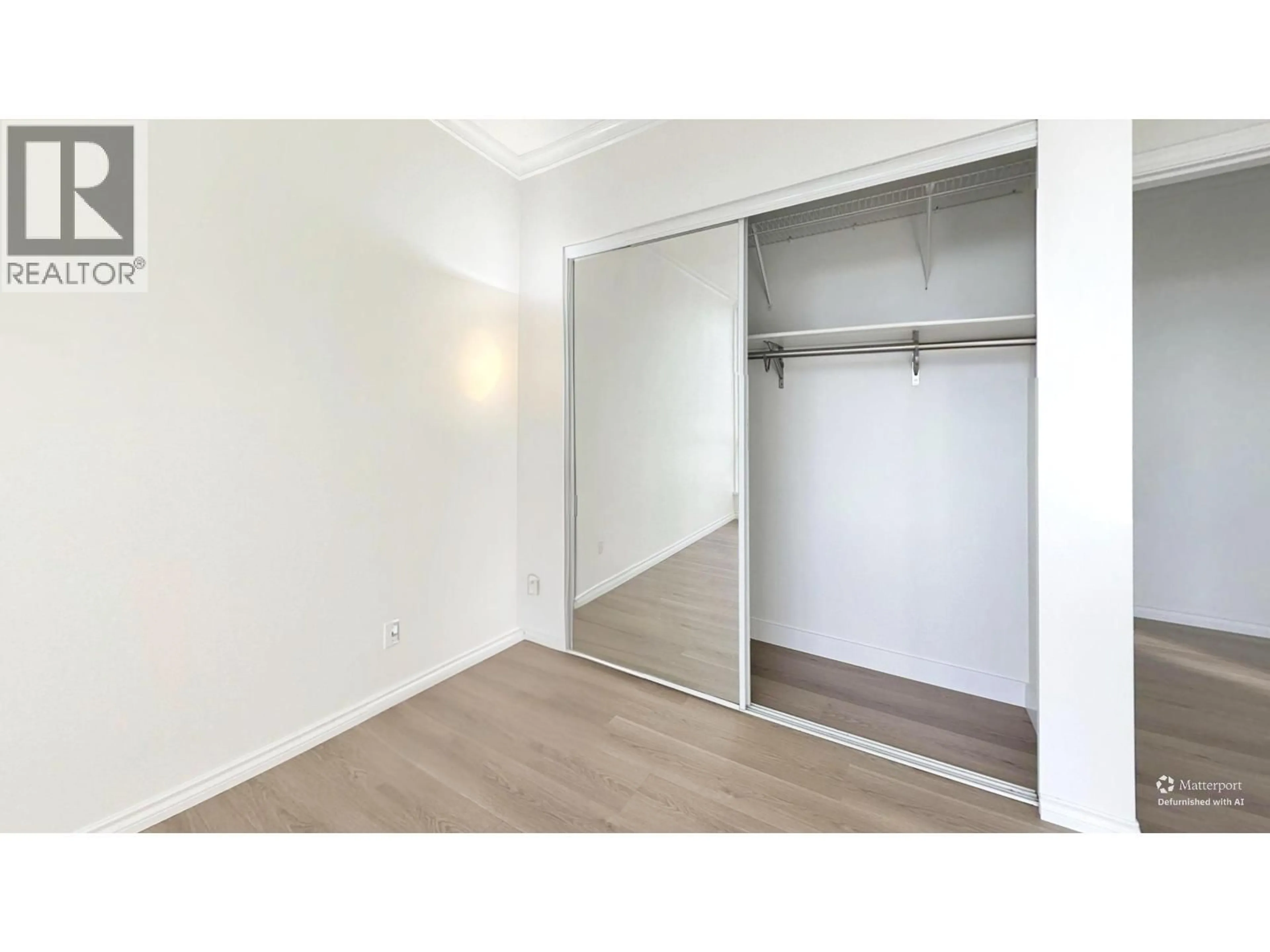 Storage room or clothes room or walk-in closet for 1406 - 9603 MANCHESTER DRIVE, Burnaby British Columbia V3N4Y7