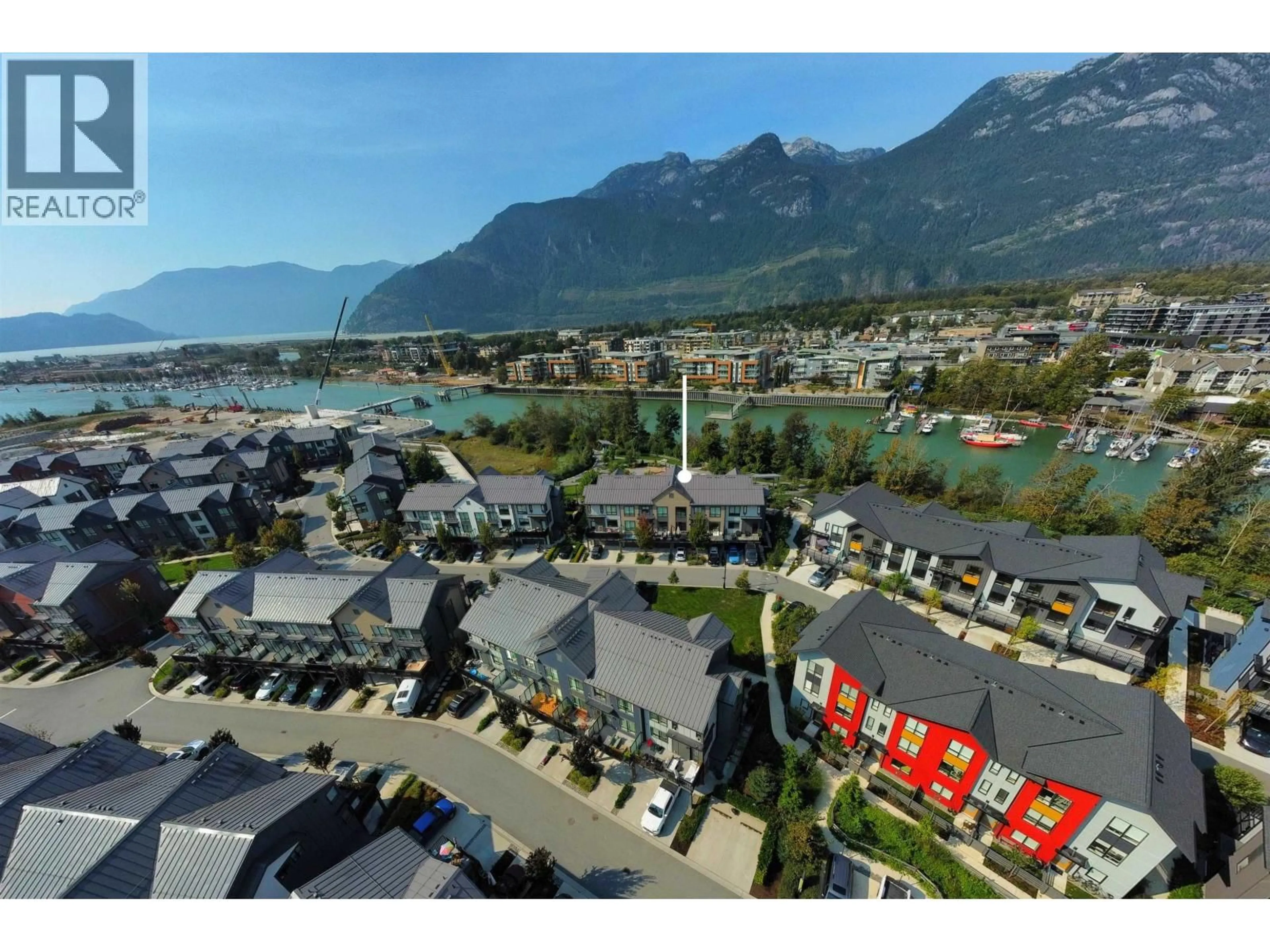A pic from outside/outdoor area/front of a property/back of a property/a pic from drone, mountain view for 38053 HELM WAY, Squamish British Columbia V8B2A1