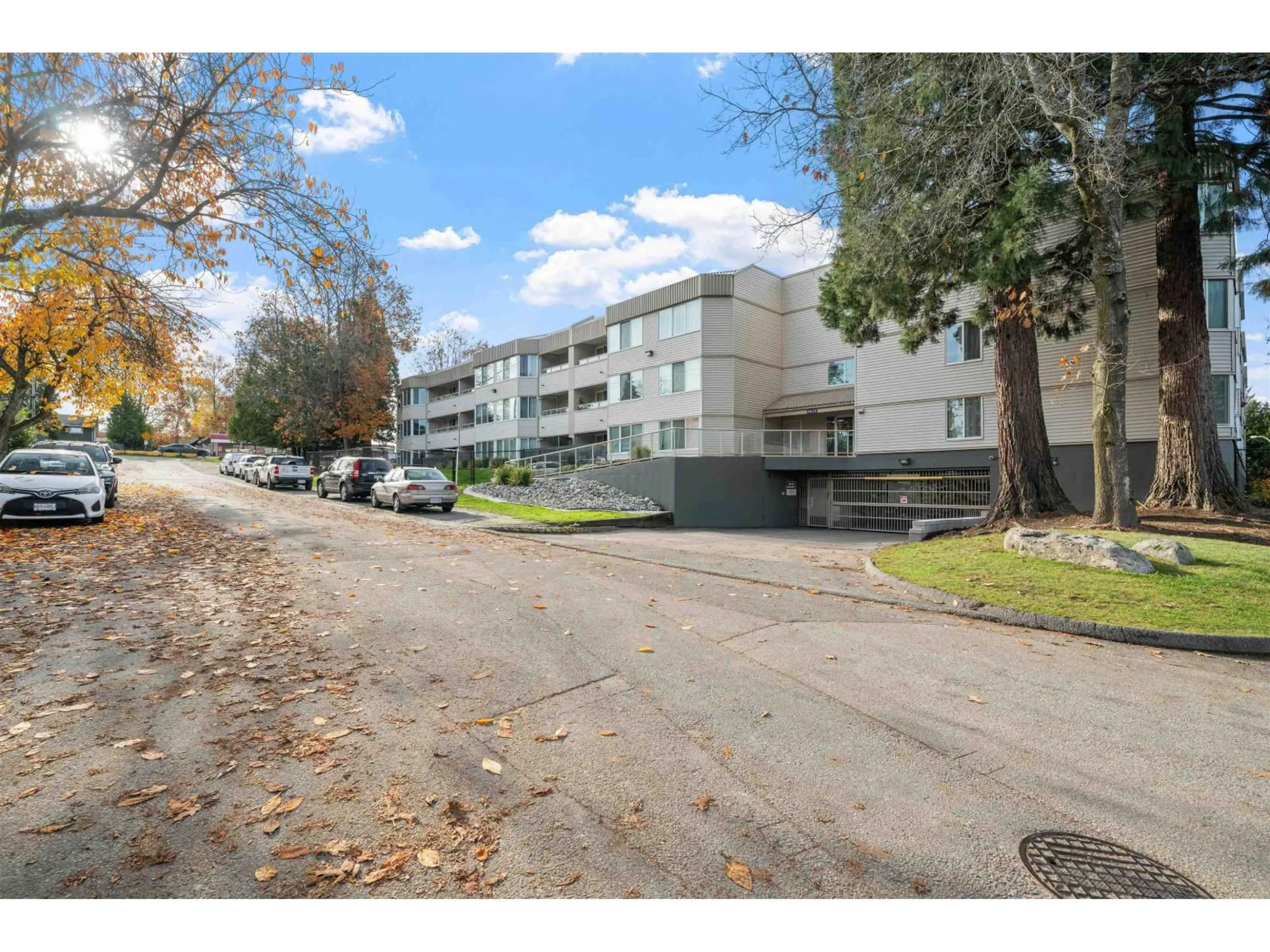 Unknown for 321 - 9635 121 STREET, Surrey British Columbia V3V7L8