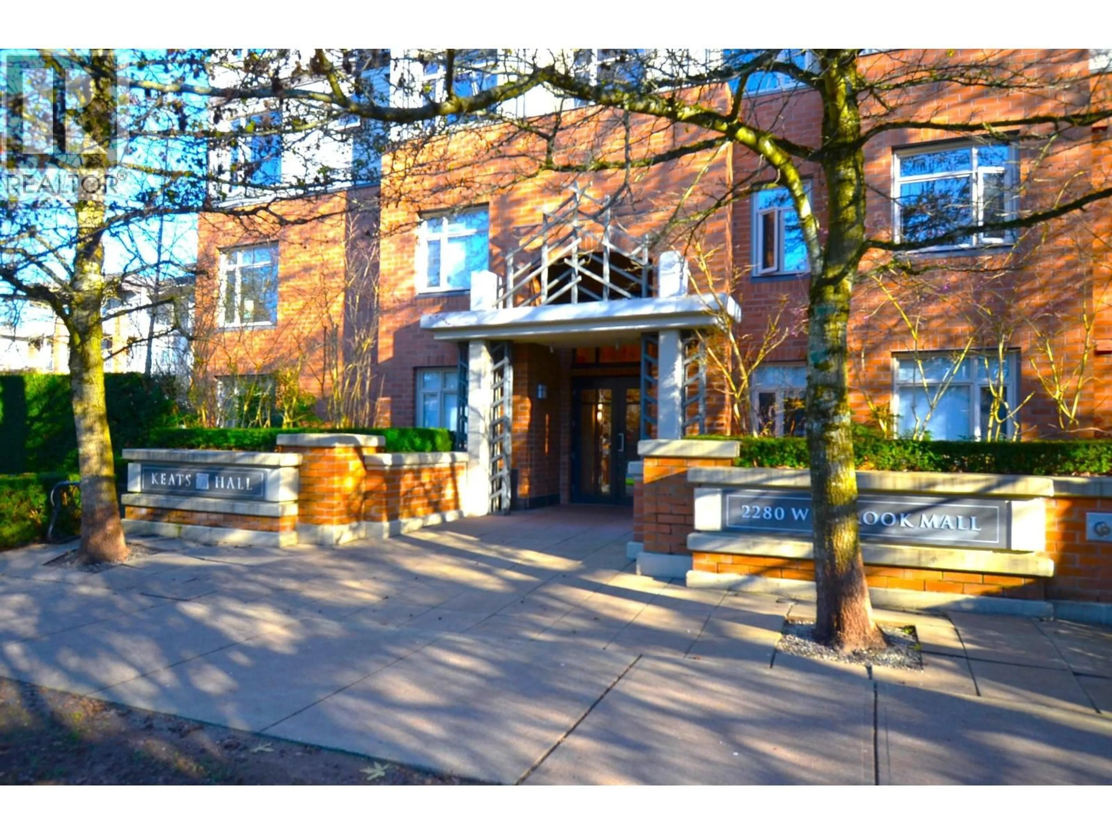 Indoor foyer for 419 - 2280 WESBROOK MALL, Vancouver British Columbia V6T2K3