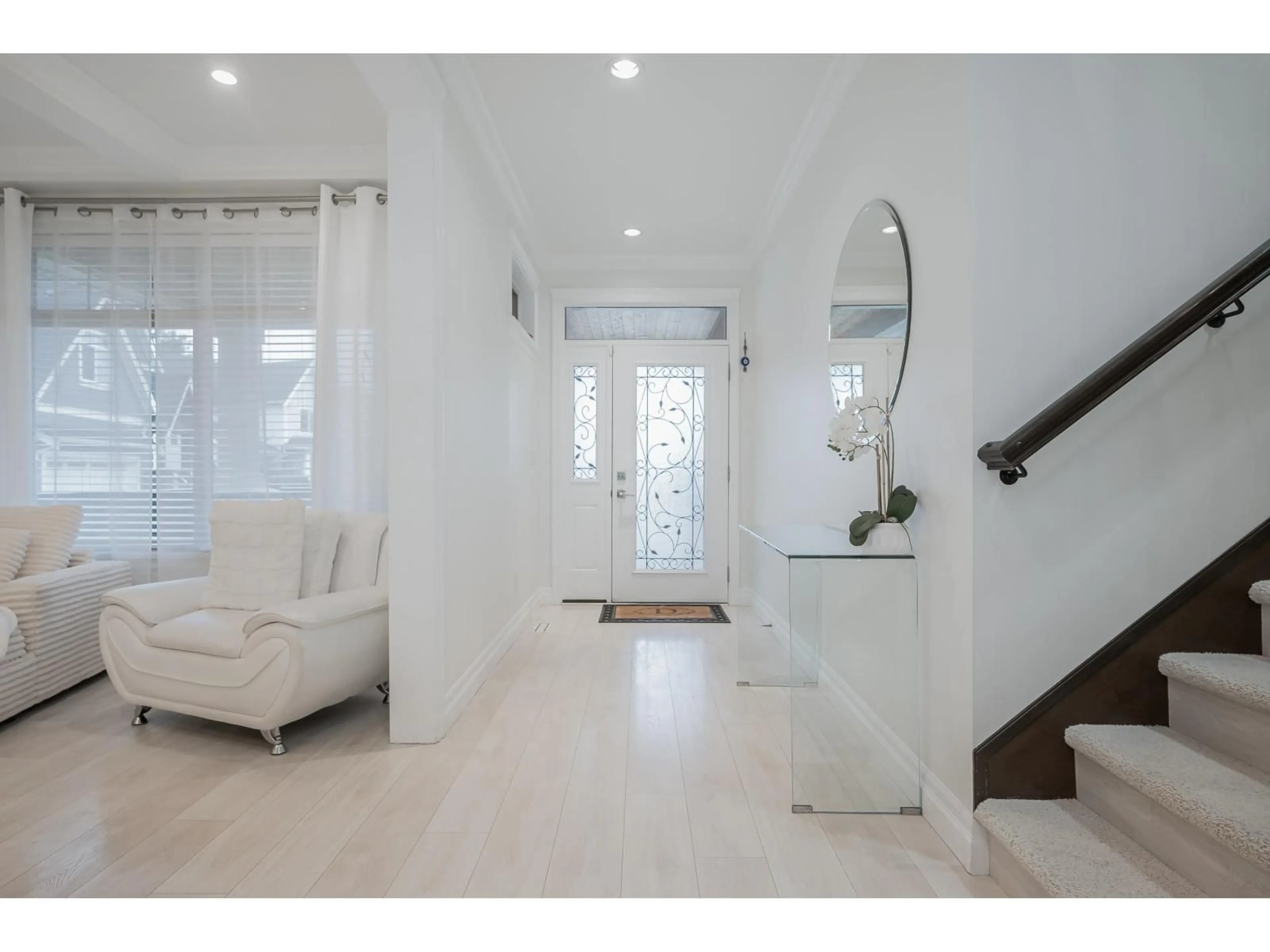 Indoor entryway for 17447 0A AVENUE, Surrey British Columbia V3S9P3