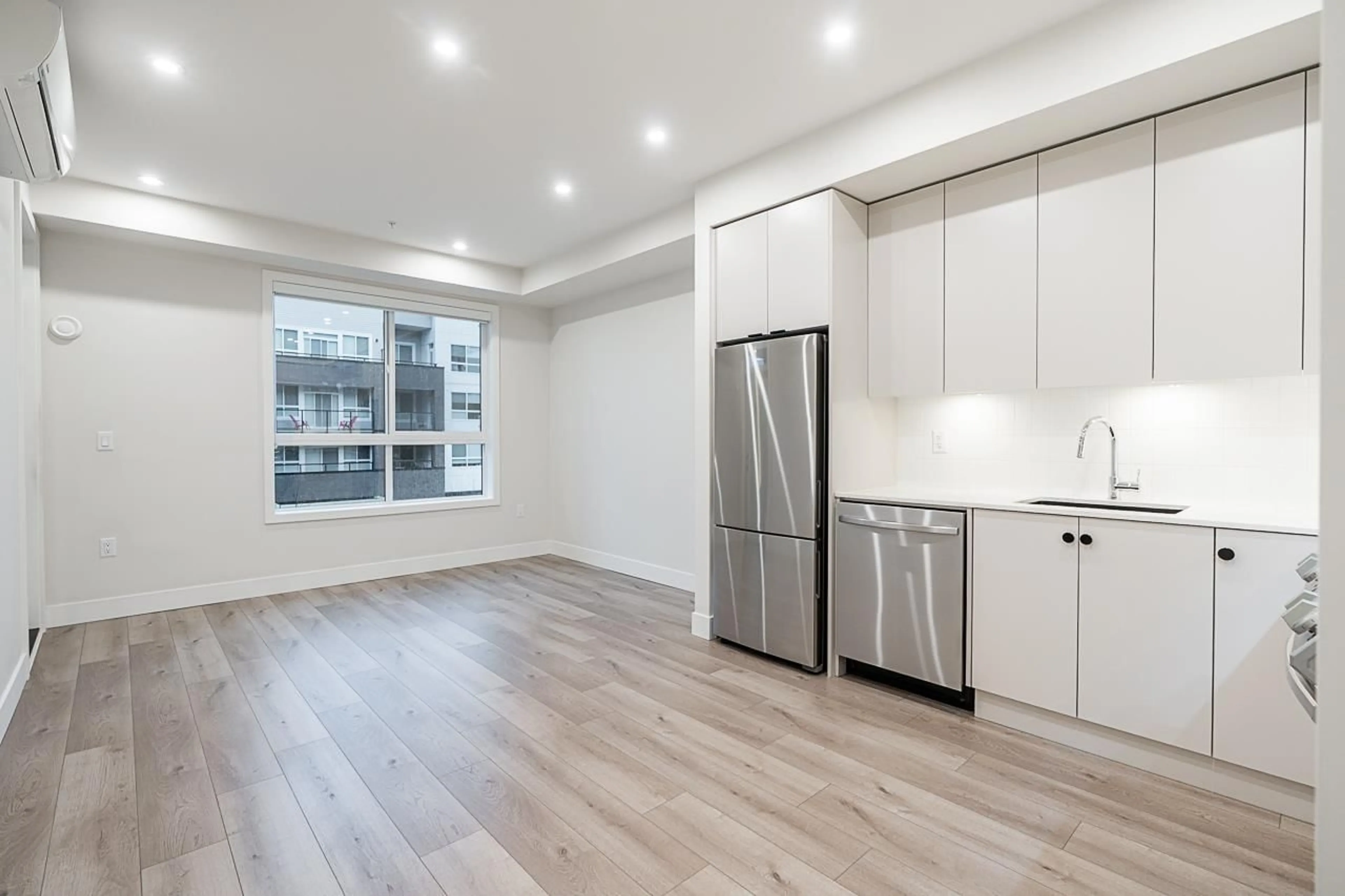 Open concept kitchen, unknown for 307 - 45511 CAMPUS DRIVE, Chilliwack British Columbia V2R6K8