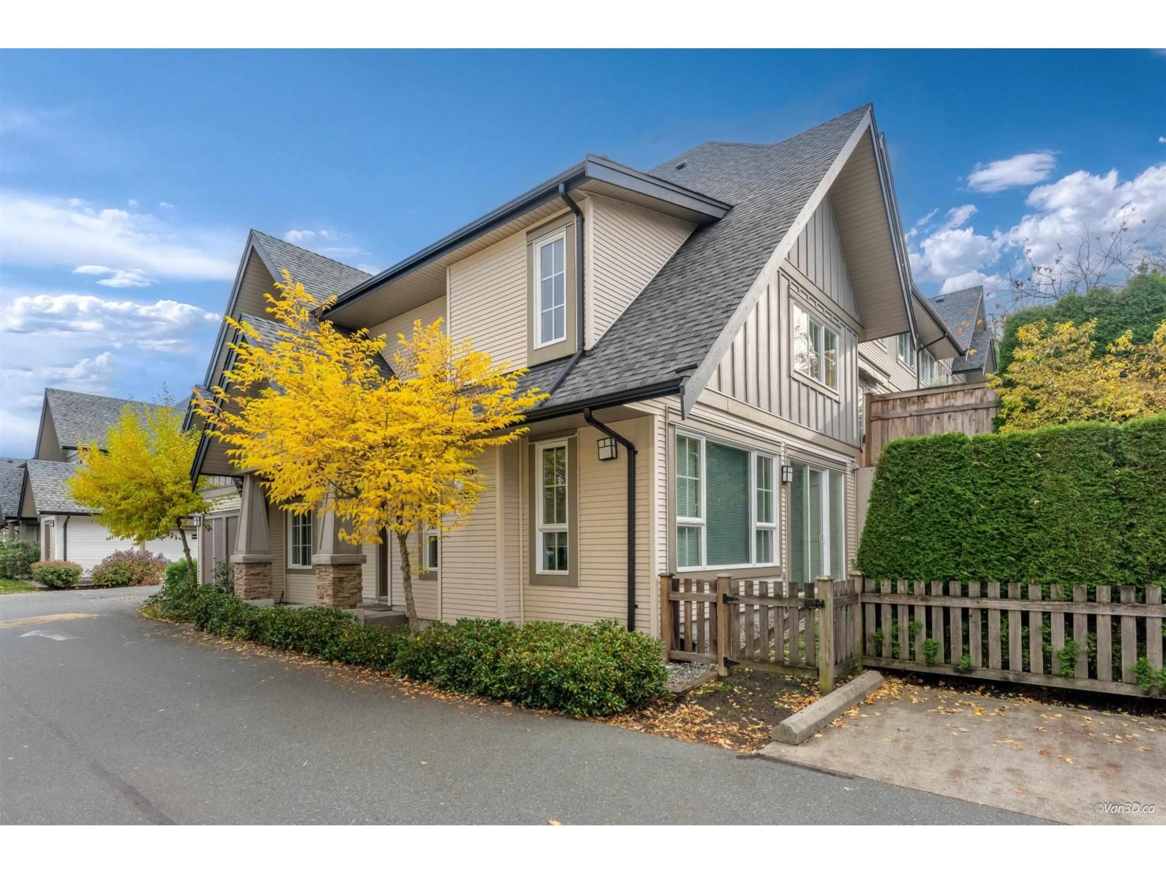 Unknown for 213 - 2501 161A STREET, Surrey British Columbia V3Z7Y6