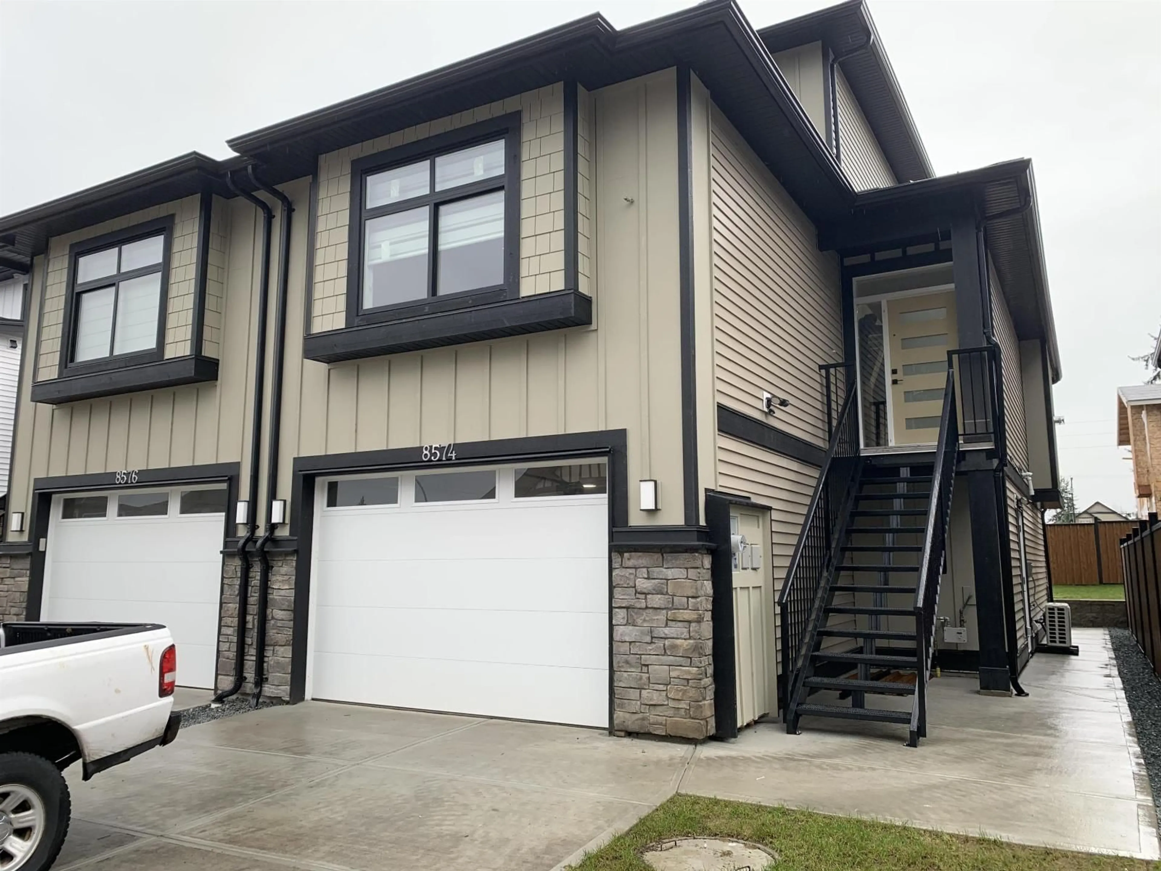 Home with vinyl exterior material, street for 8574 DUNBAR WAY, Mission British Columbia V4S0A7