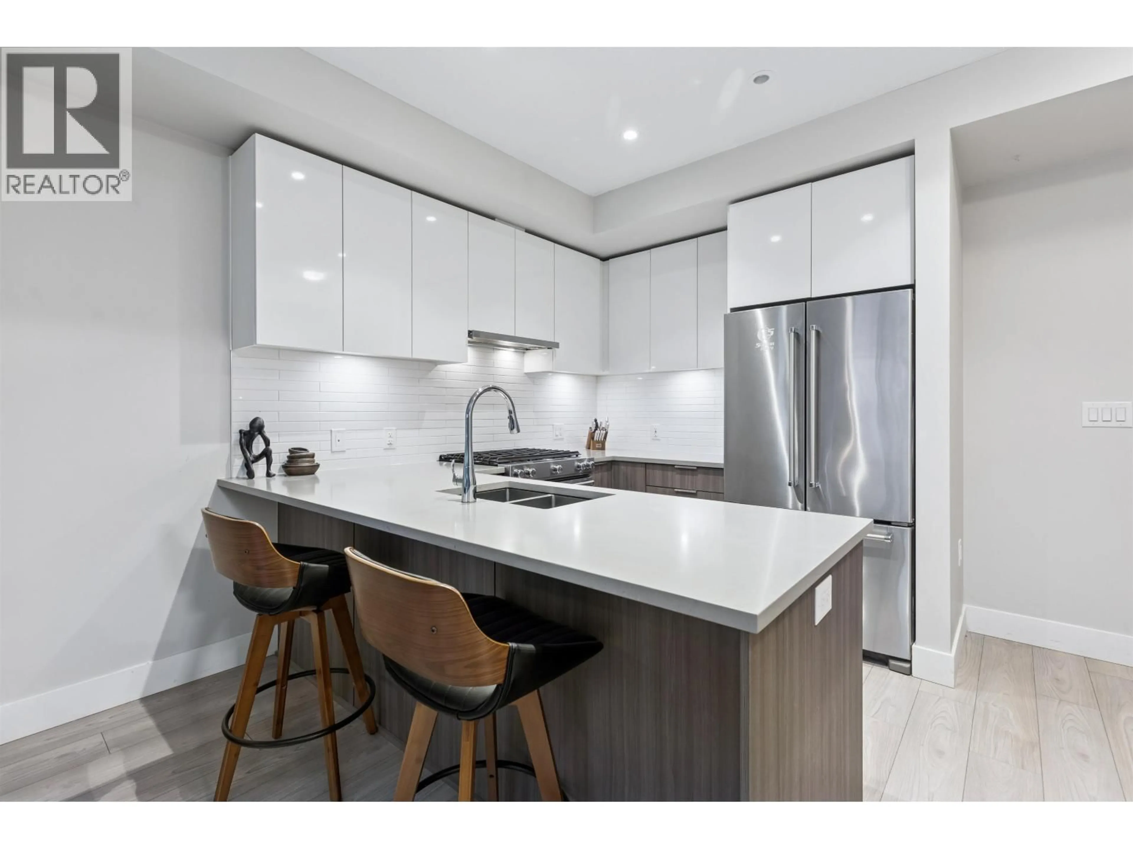 Unknown for 202 - 3588 SAWMILL CRESCENT, Vancouver British Columbia V5S0H5