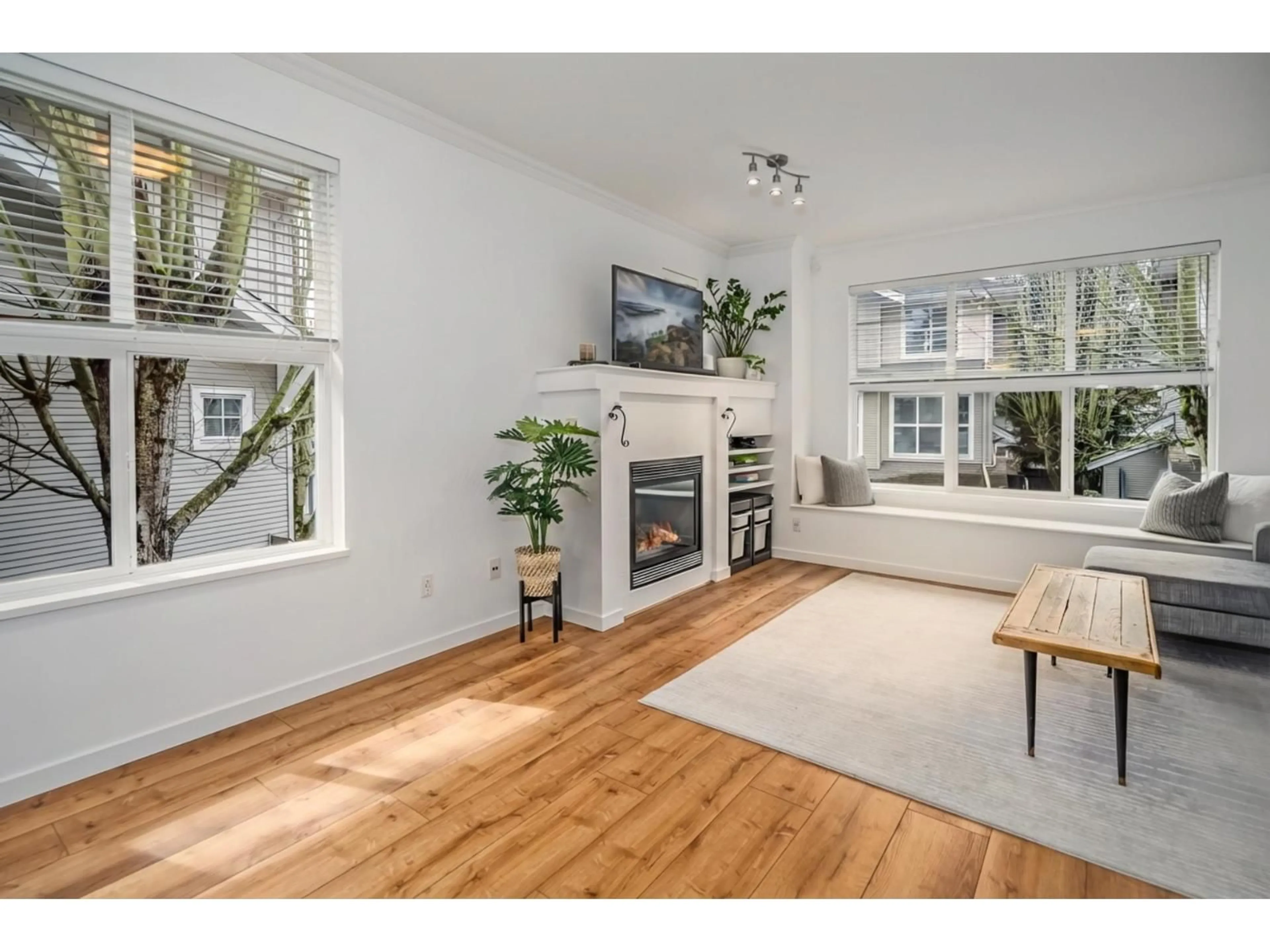 Unknown for 54 - 20460 66 AVENUE, Langley British Columbia V2Y3B6