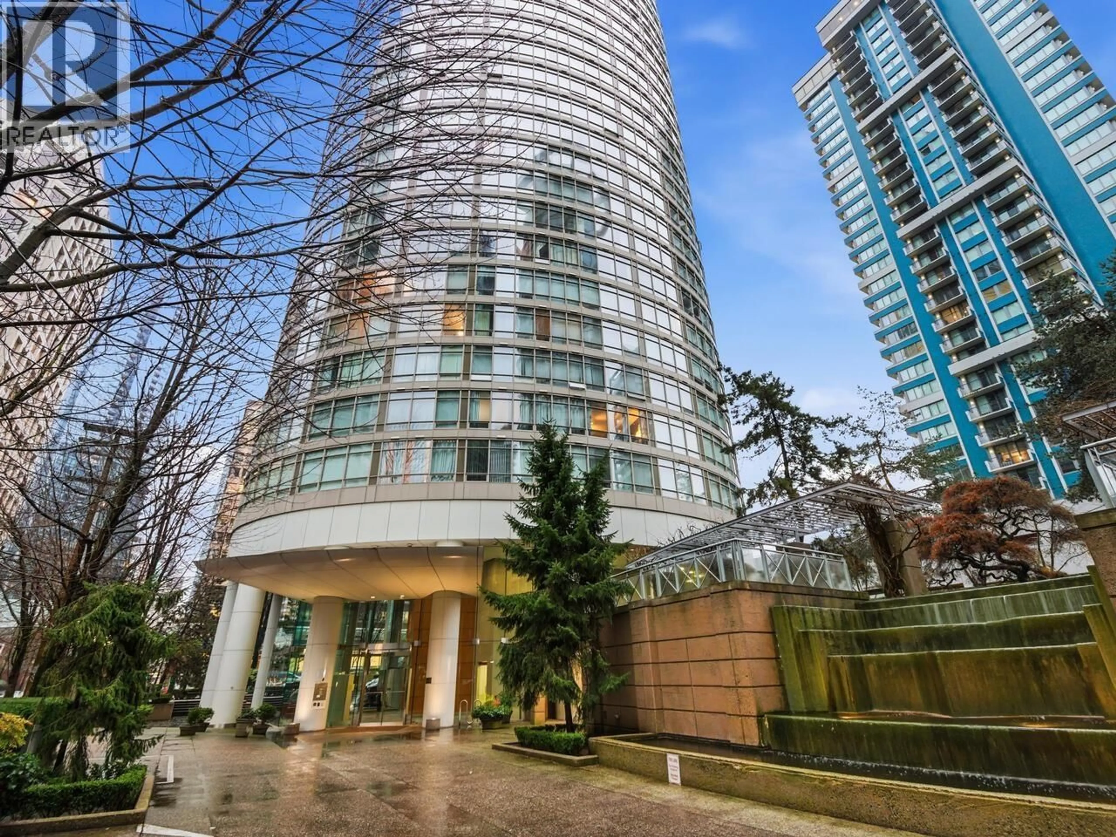 Indoor foyer for 2101 - 1200 ALBERNI STREET, Vancouver British Columbia V6E1A6