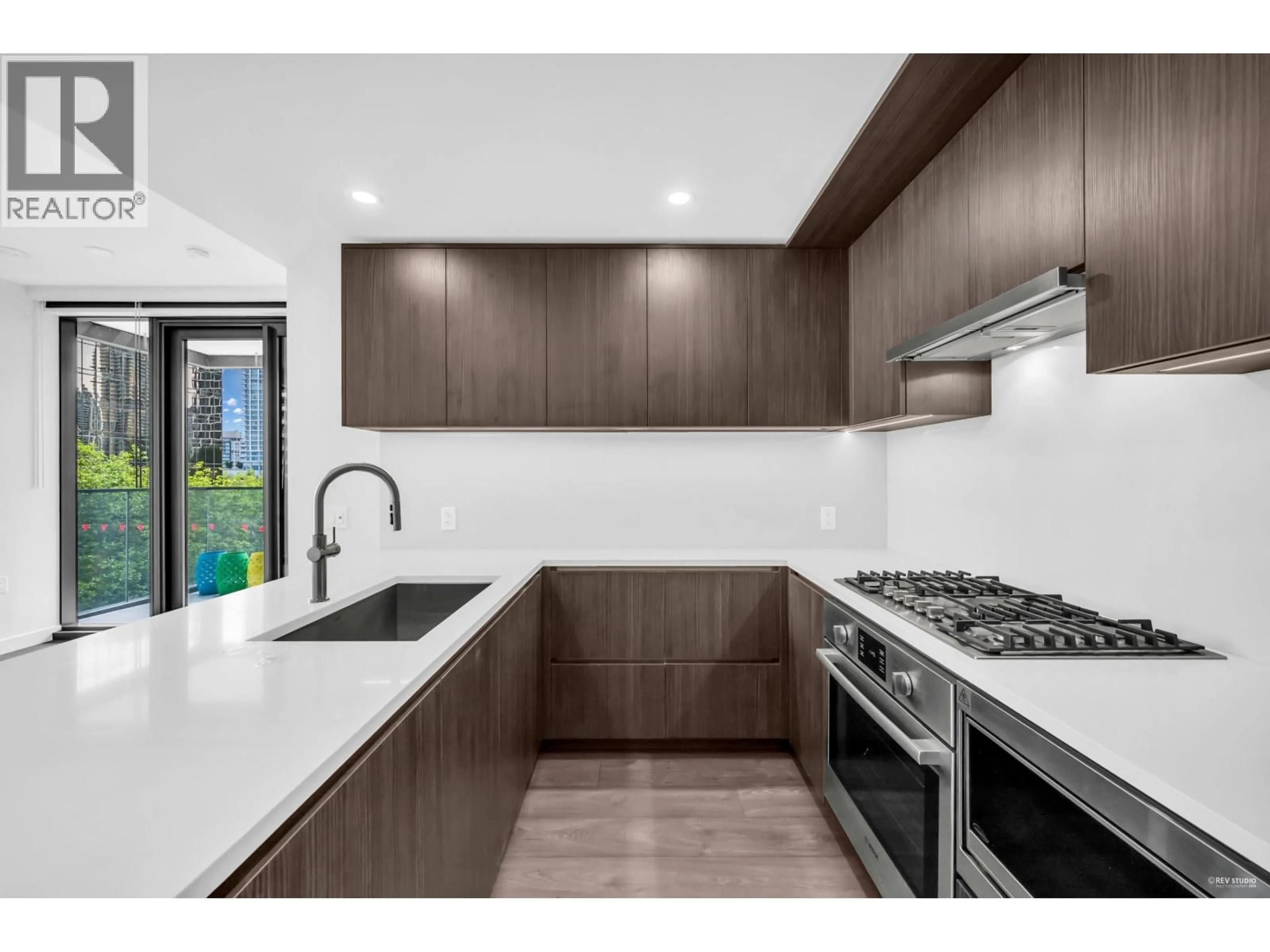 Unknown for 309 - 5987 WILSON AVENUE, Burnaby British Columbia V5H0L7