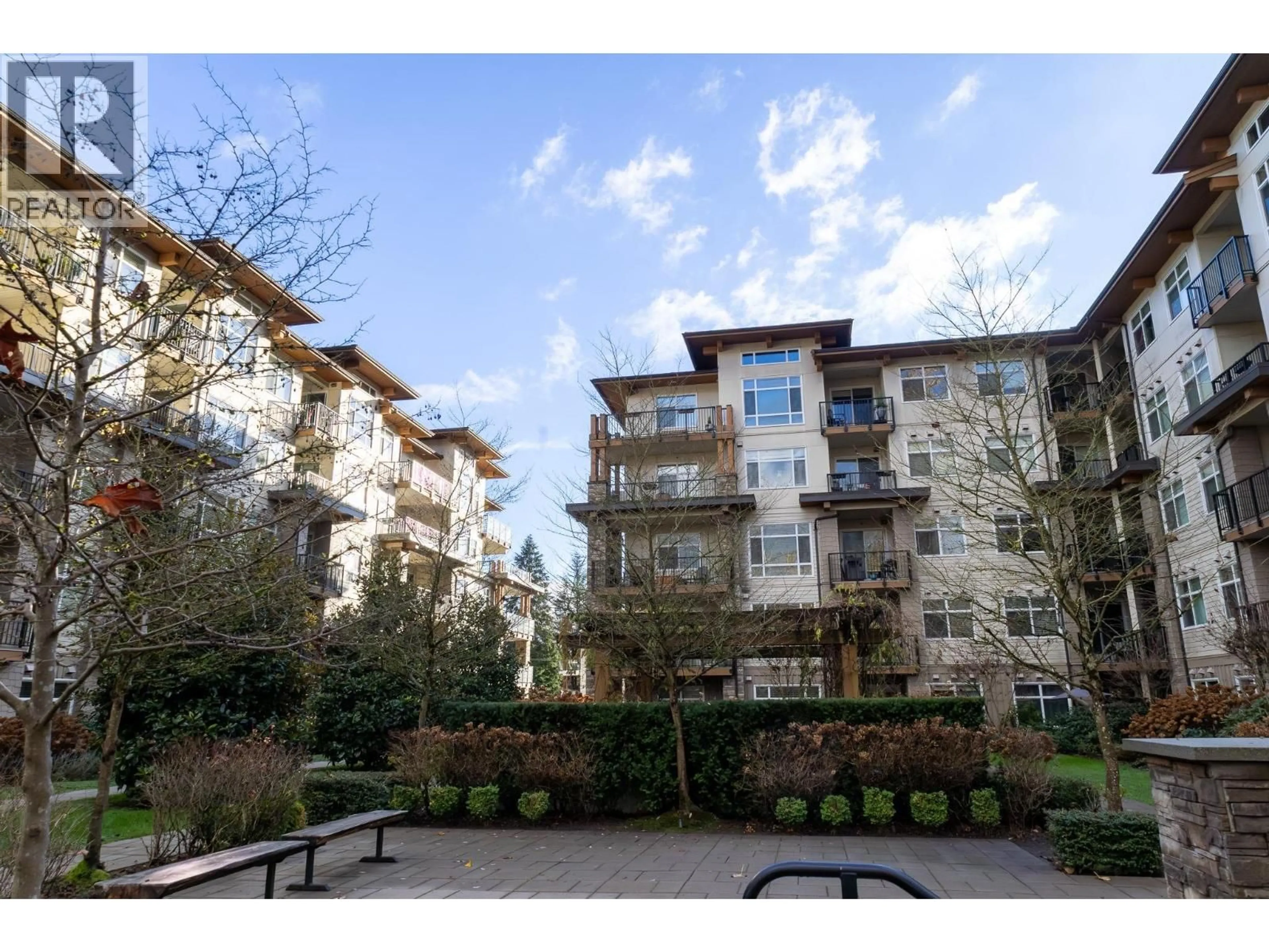 Patio, unknown for 611 - 2465 WILSON AVENUE, Port Coquitlam British Columbia V3C0E6