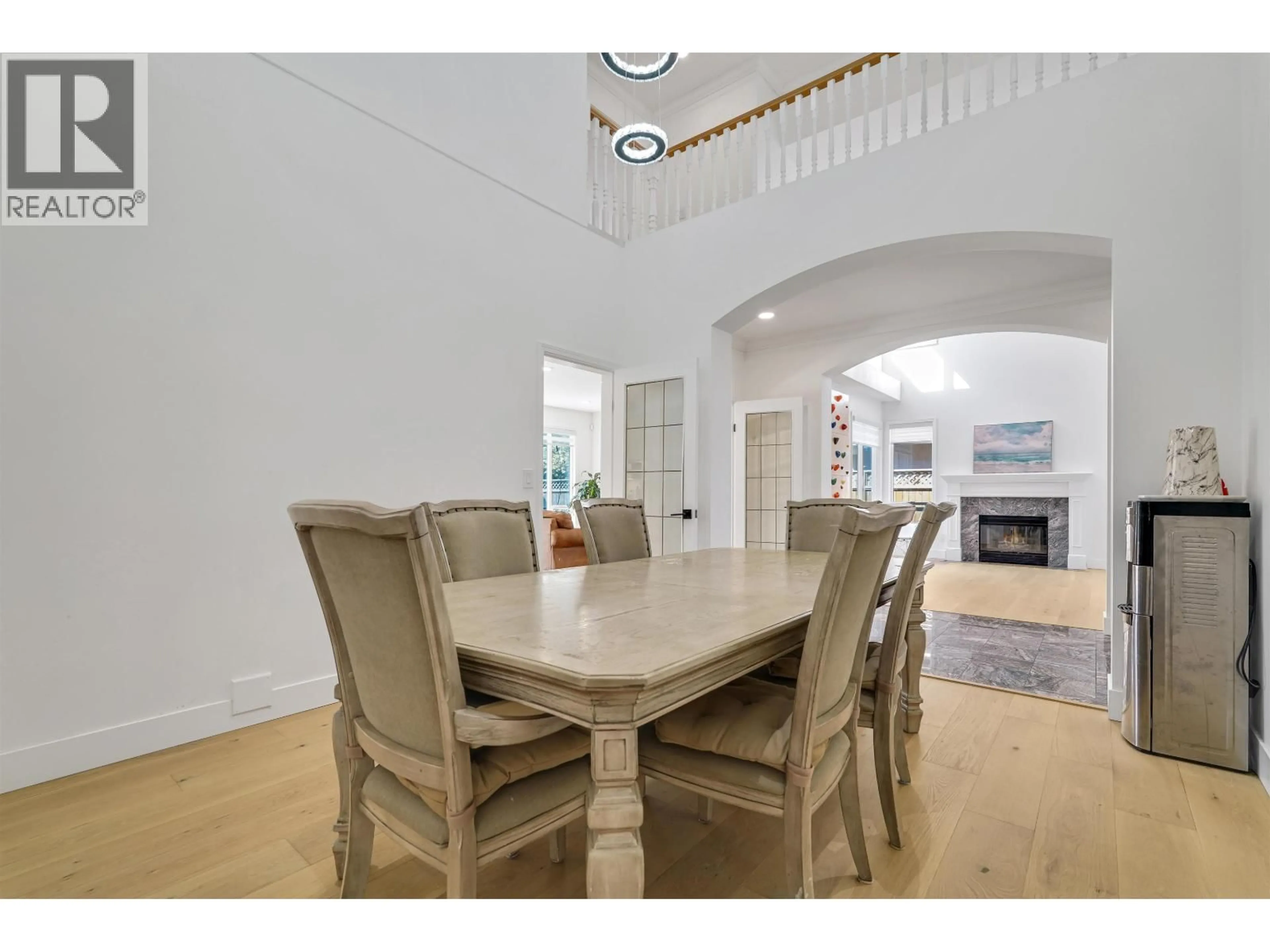 Dining room, unknown for 3240 WESTMINSTER HIGHWAY, Richmond British Columbia V7C5R1