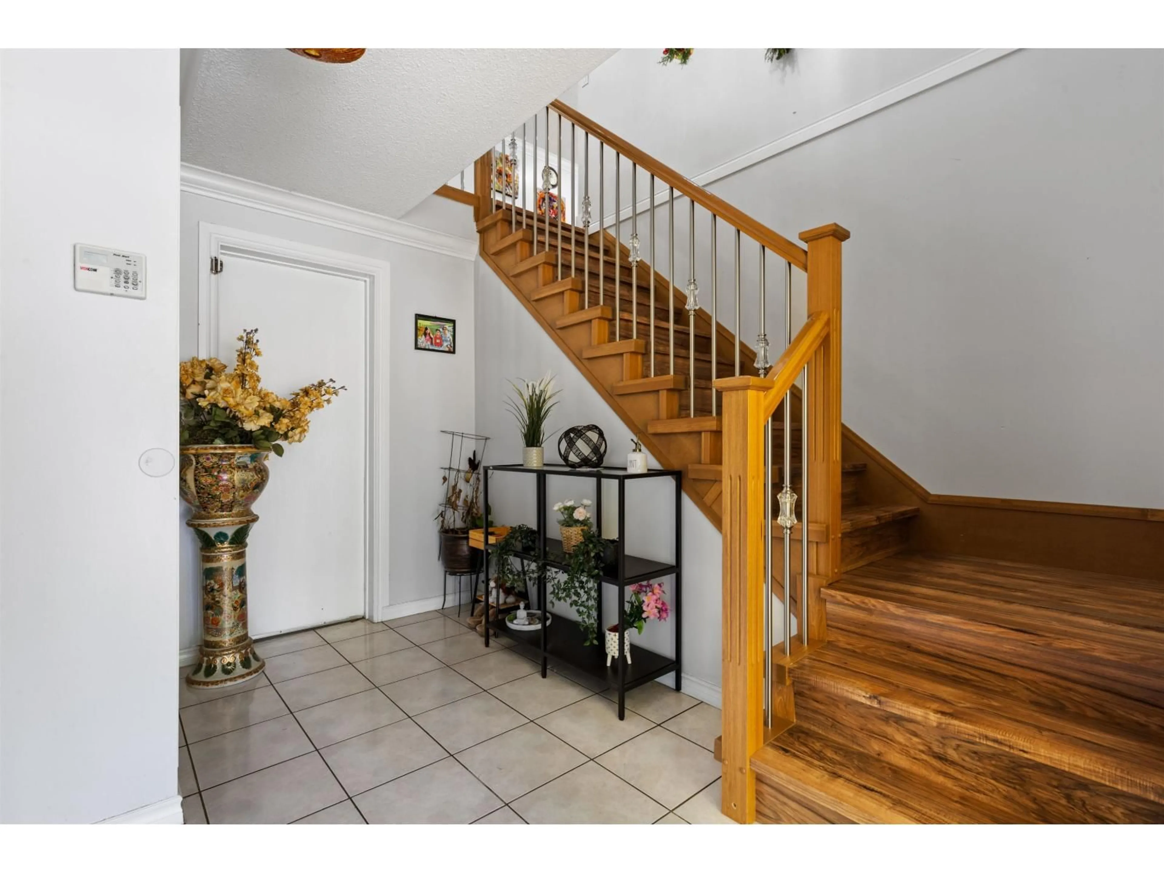 Unknown for 8864 URSUS CRESCENT, Surrey British Columbia V3V6L4