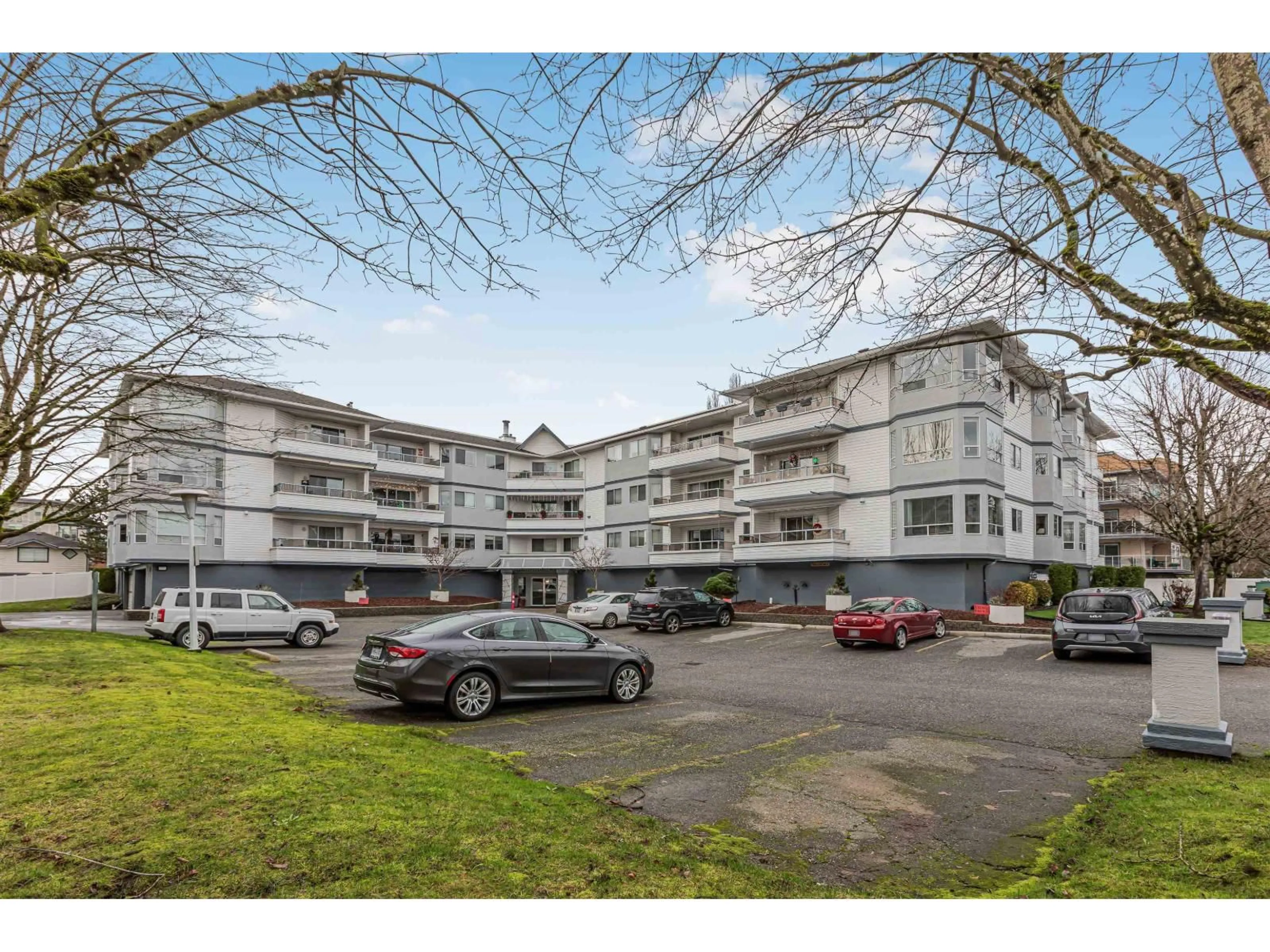 A pic from outside/outdoor area/front of a property/back of a property/a pic from drone, unknown for 205 - 5377 201A STREET, Langley British Columbia V3A1S7