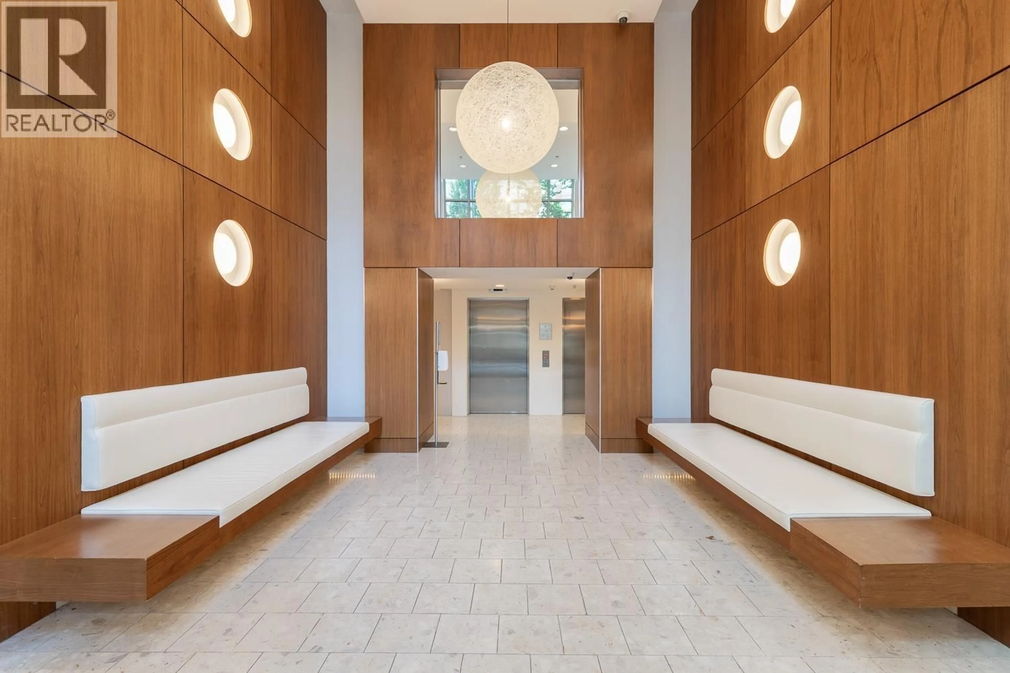 Lobby for 809 - 1225 RICHARDS STREET, Vancouver British Columbia V6B1E6