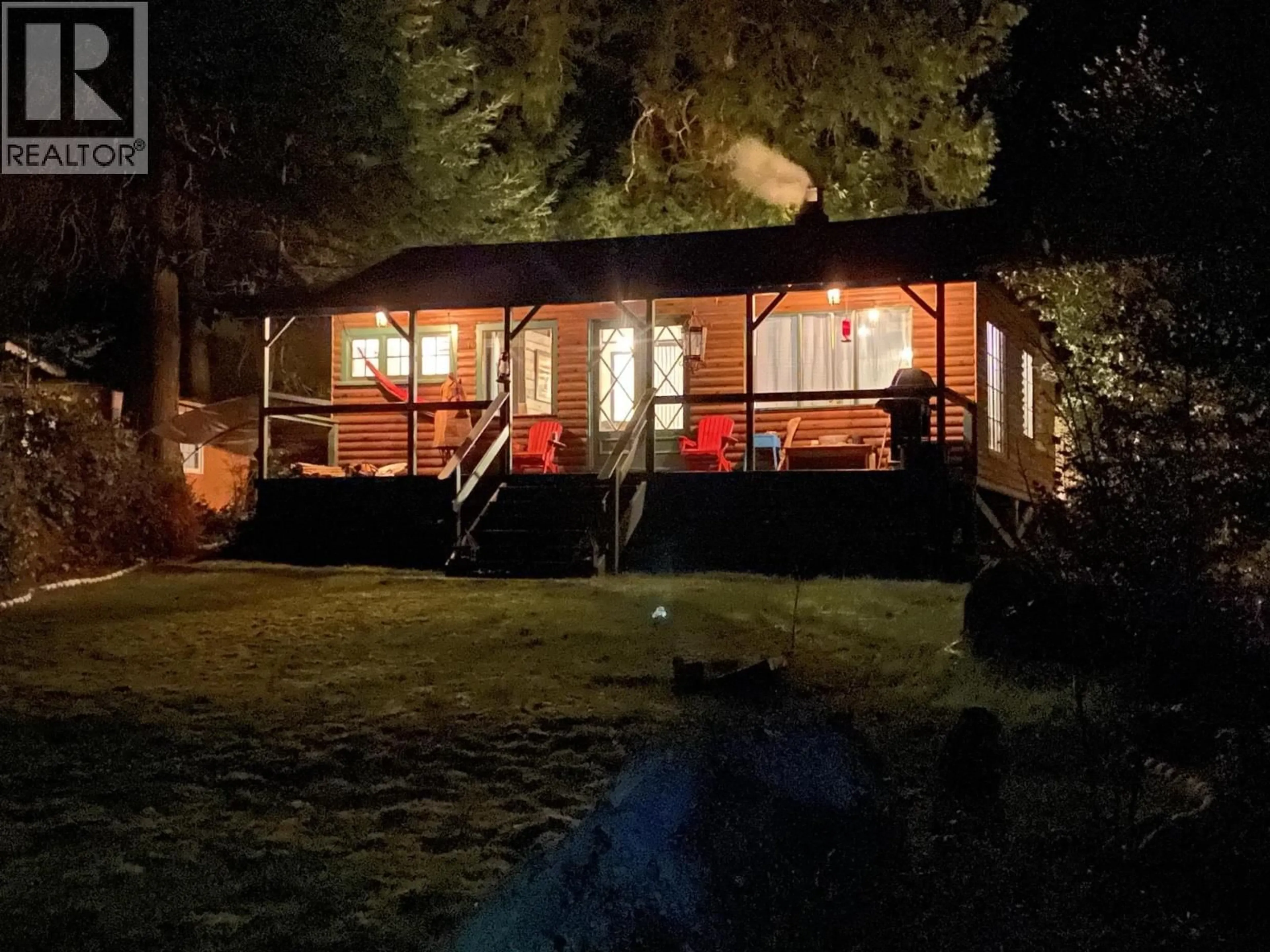 A pic from outside/outdoor area/front of a property/back of a property/a pic from drone, street for 138 ESPLANADE ROAD, Keats Island British Columbia V0N1V0