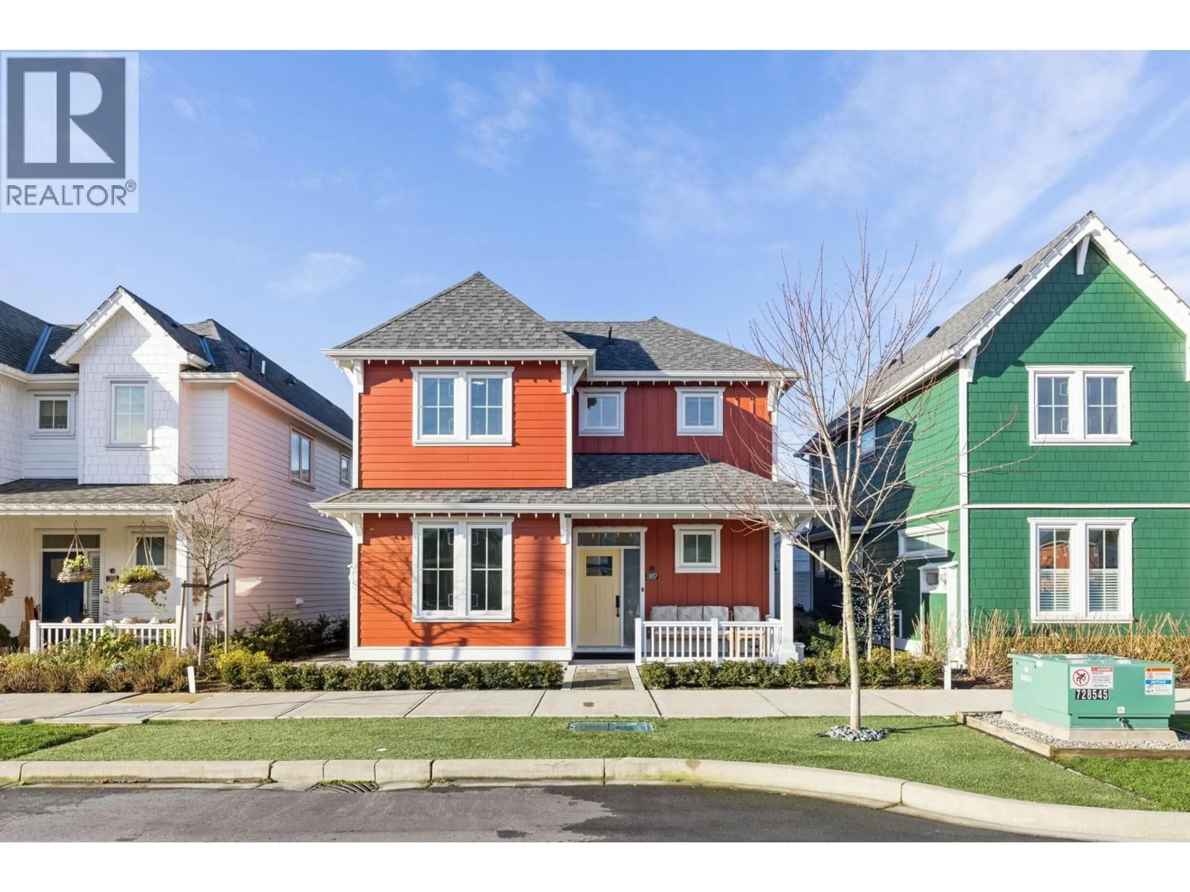 Home with vinyl exterior material, street for 387 RIDGE STREET, Tsawwassen British Columbia V4L0B5