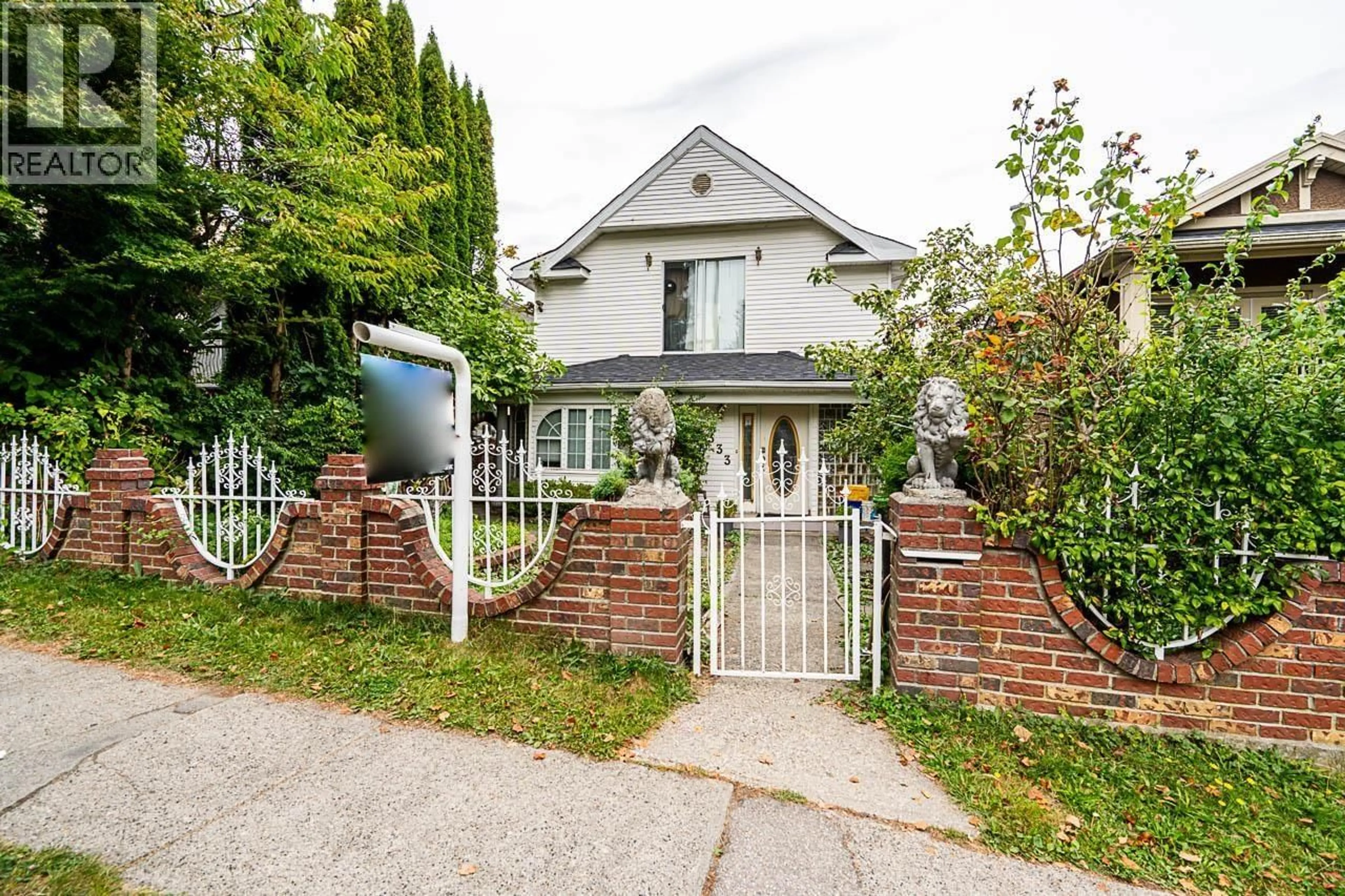 Home with brick exterior material, street for 333 28TH AVENUE, Vancouver British Columbia V5V2M8