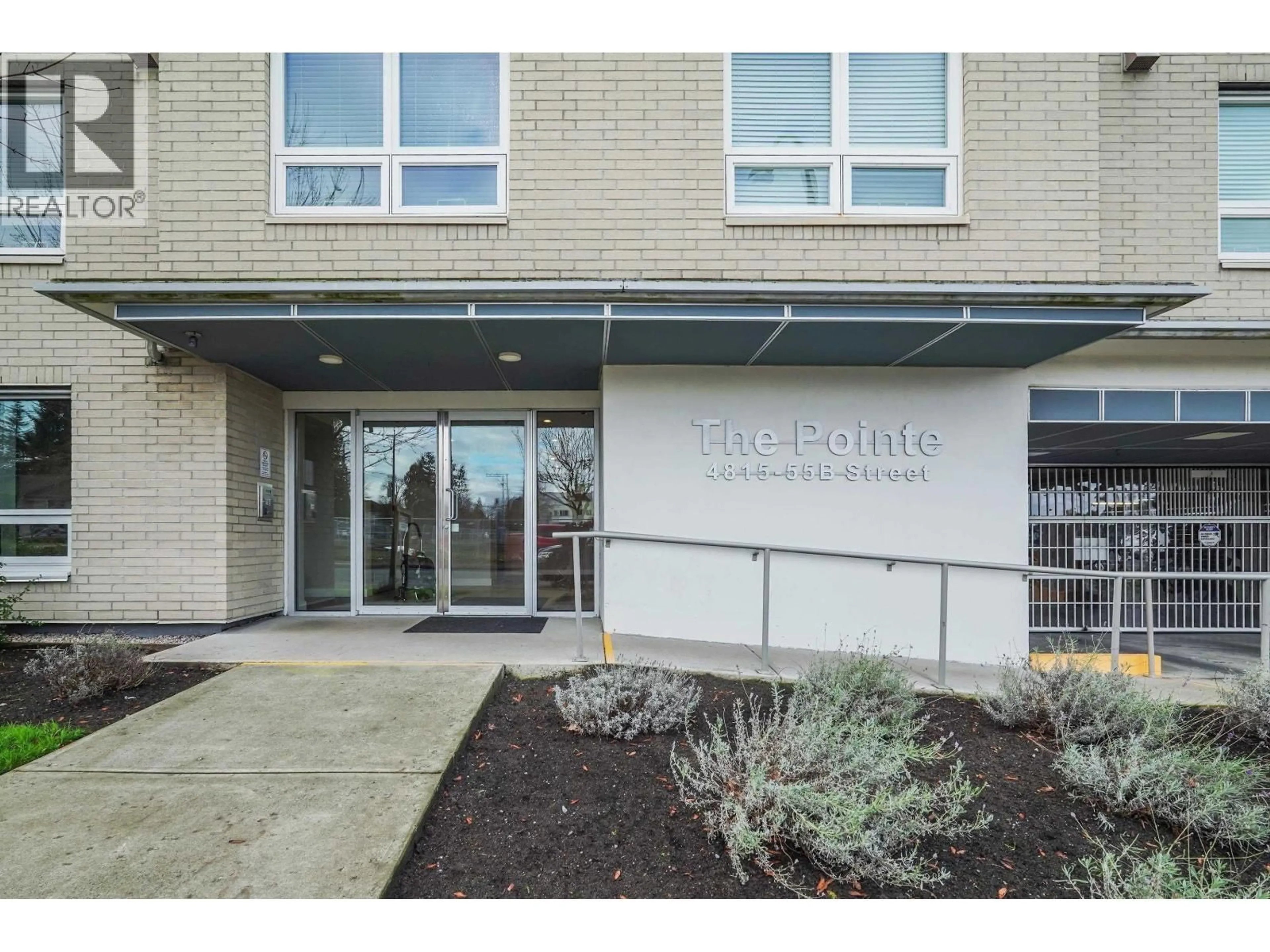 Unknown for 210 - 4815 55B STREET, Delta British Columbia V4K3V7