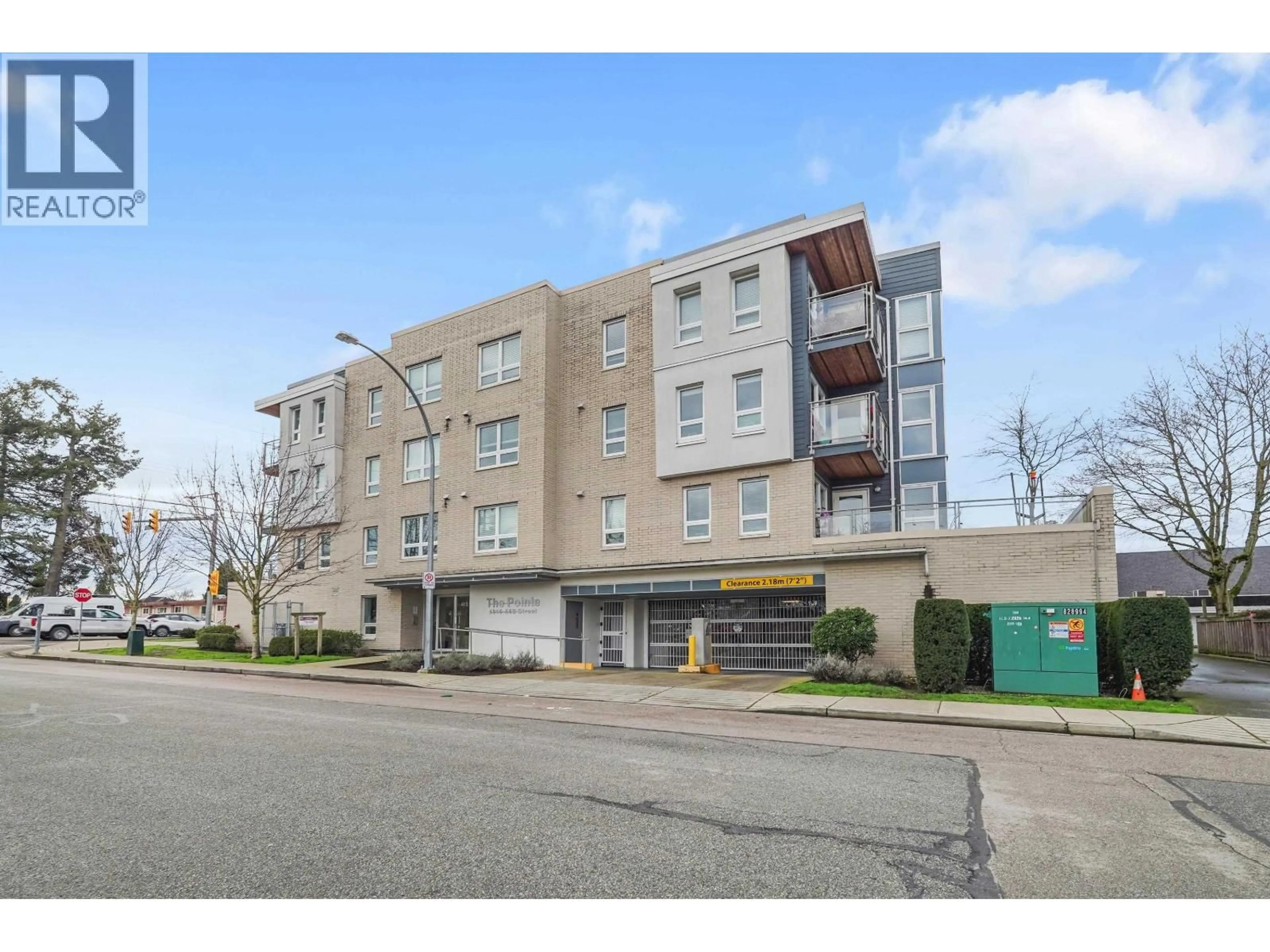 Unknown for 210 - 4815 55B STREET, Delta British Columbia V4K3V7