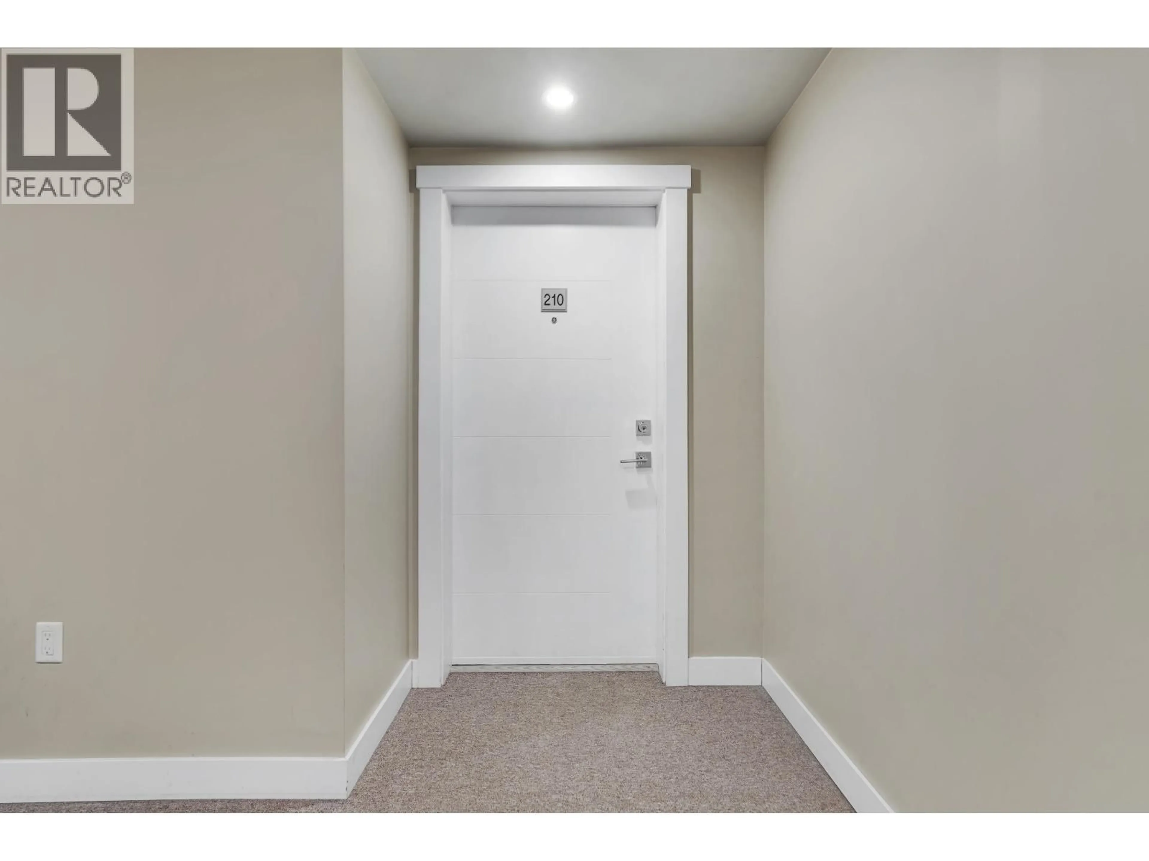 Indoor entryway for 210 - 4815 55B STREET, Delta British Columbia V4K3V7