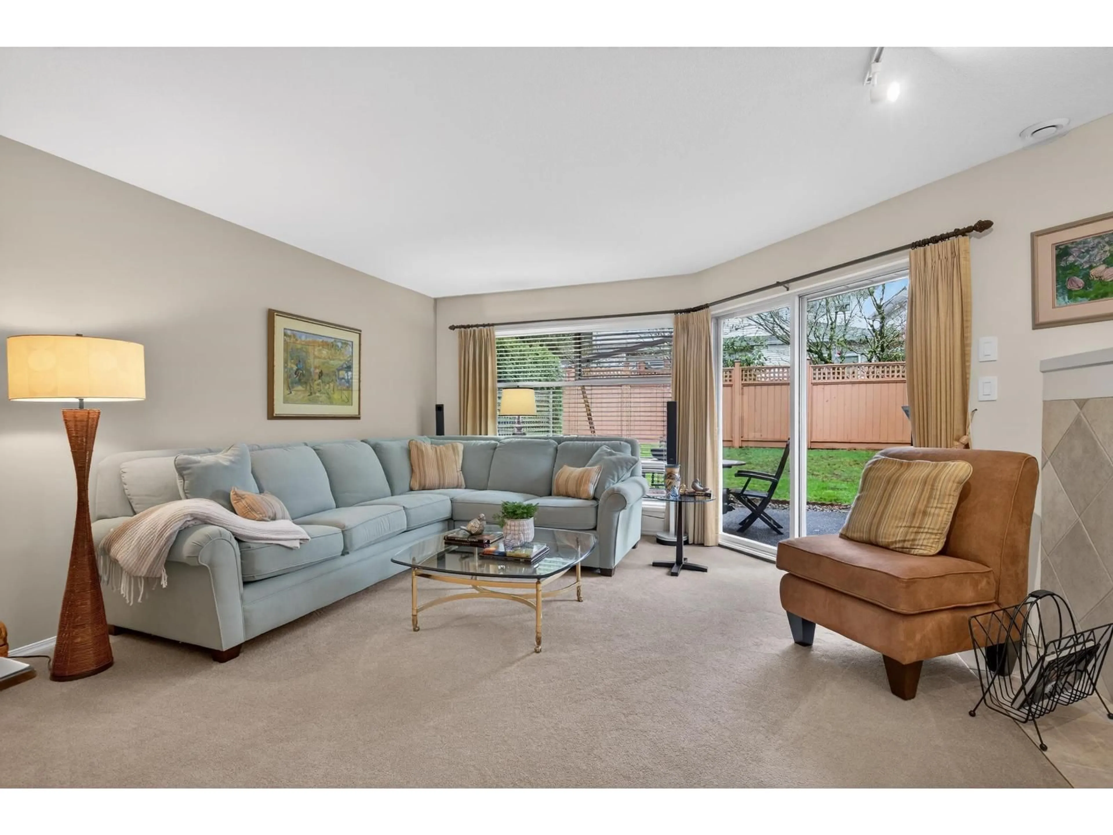 Living room with furniture, unknown for 115 - 16080 82 AVENUE, Surrey British Columbia V4N0N6