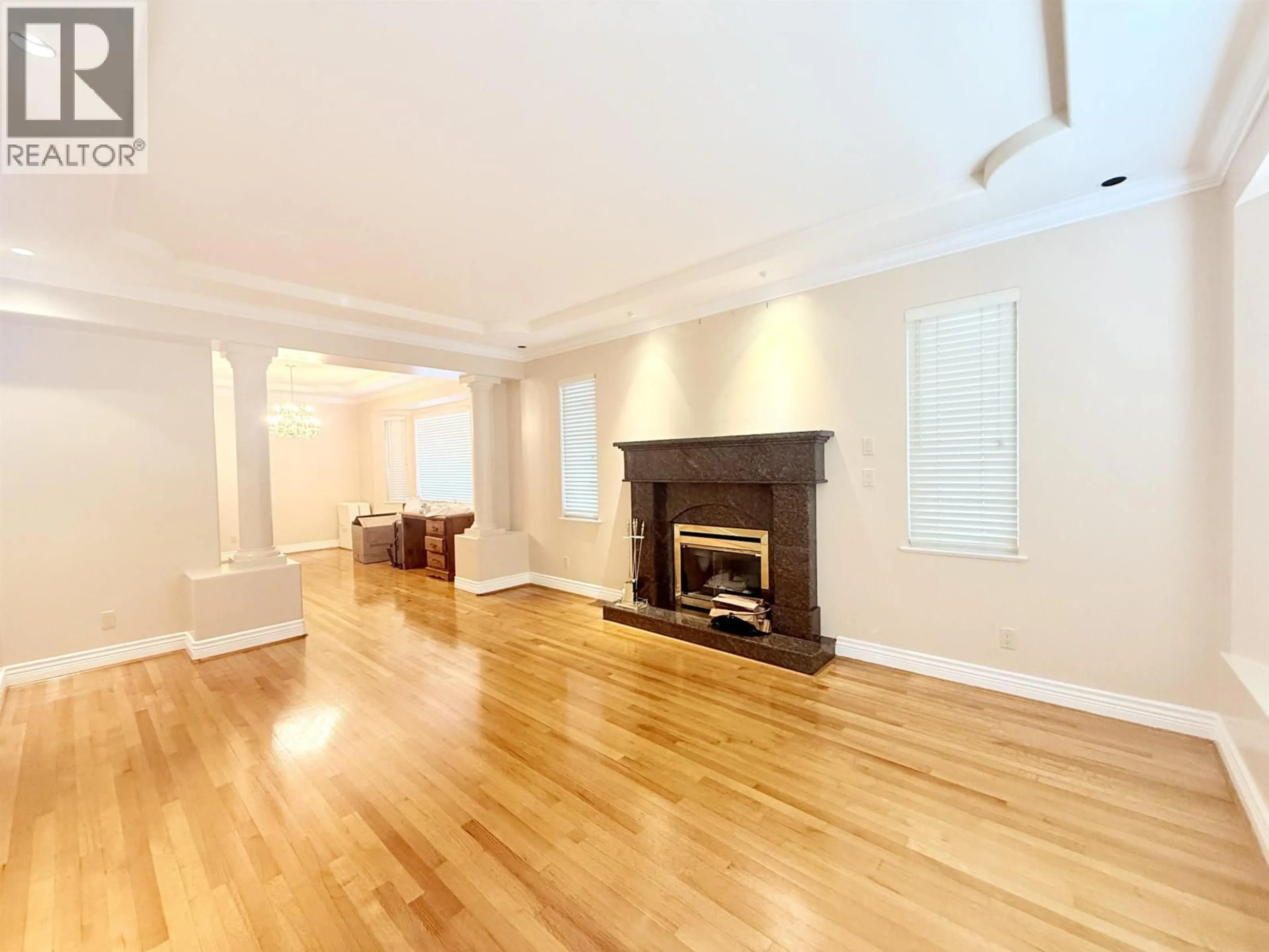 A pic of a room for 733 MACDONALD AVENUE, Burnaby British Columbia V5C6N6