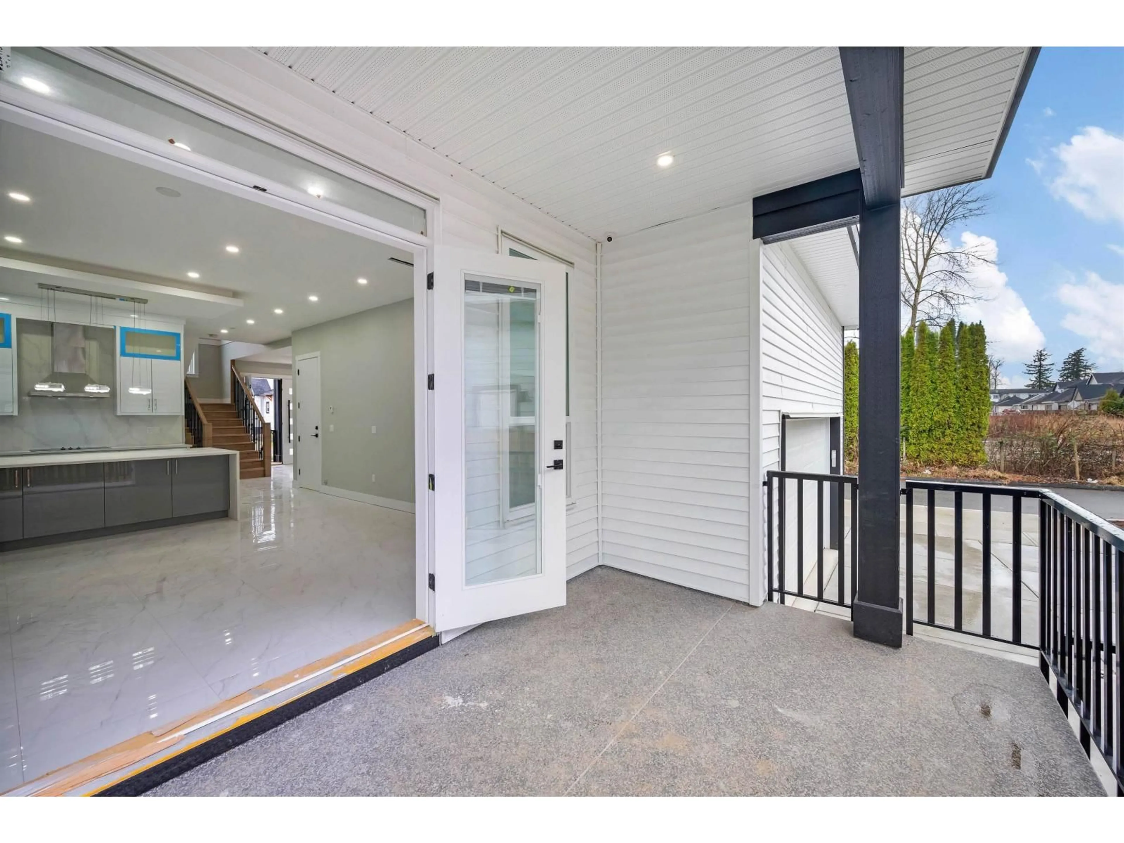 Unknown for 19351 71 AVENUE, Surrey British Columbia V4N1N2