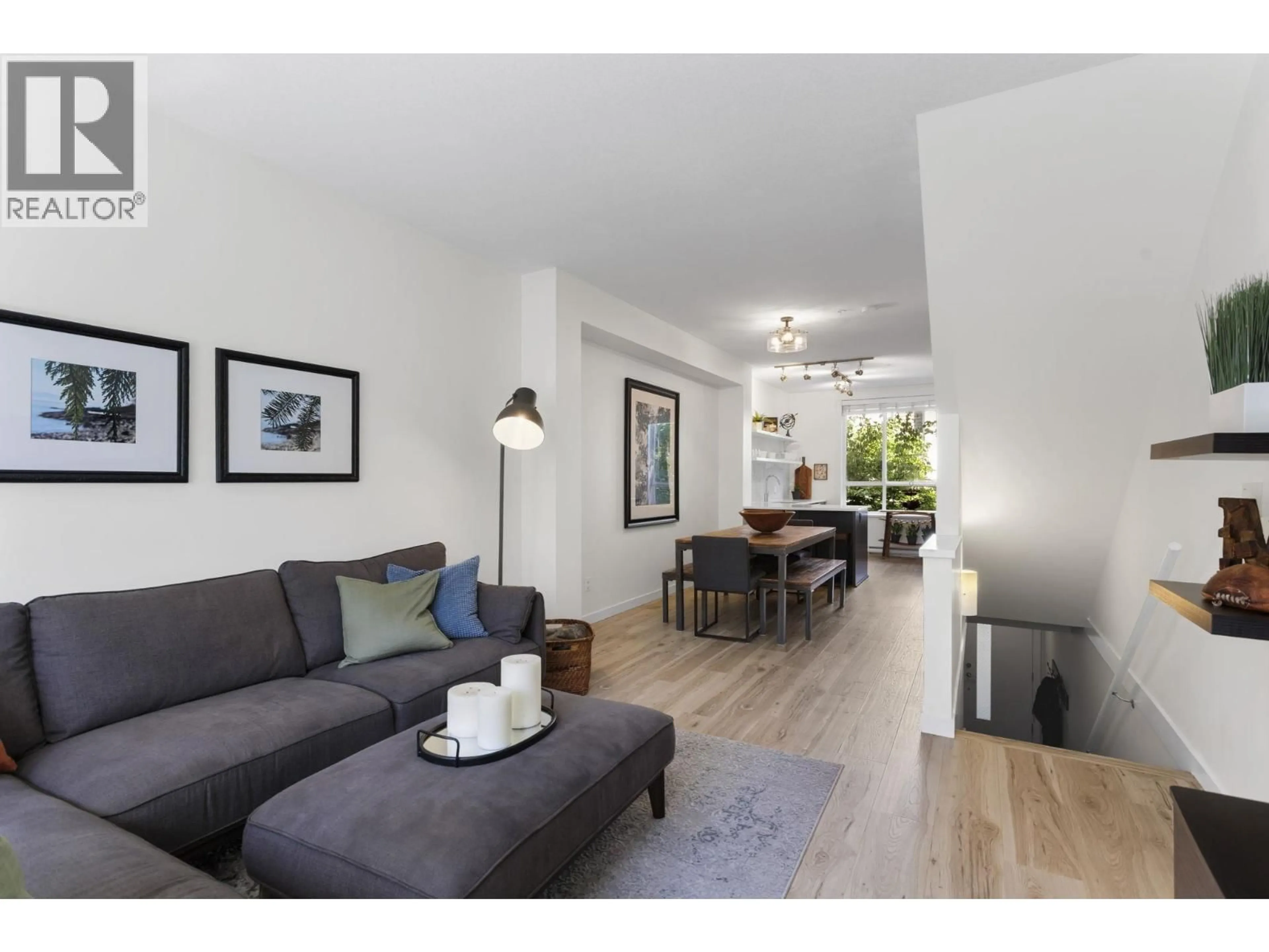 Living room with furniture, wood/laminate floor for 39 - 2310 RANGER LANE, Port Coquitlam British Columbia V3B0K3