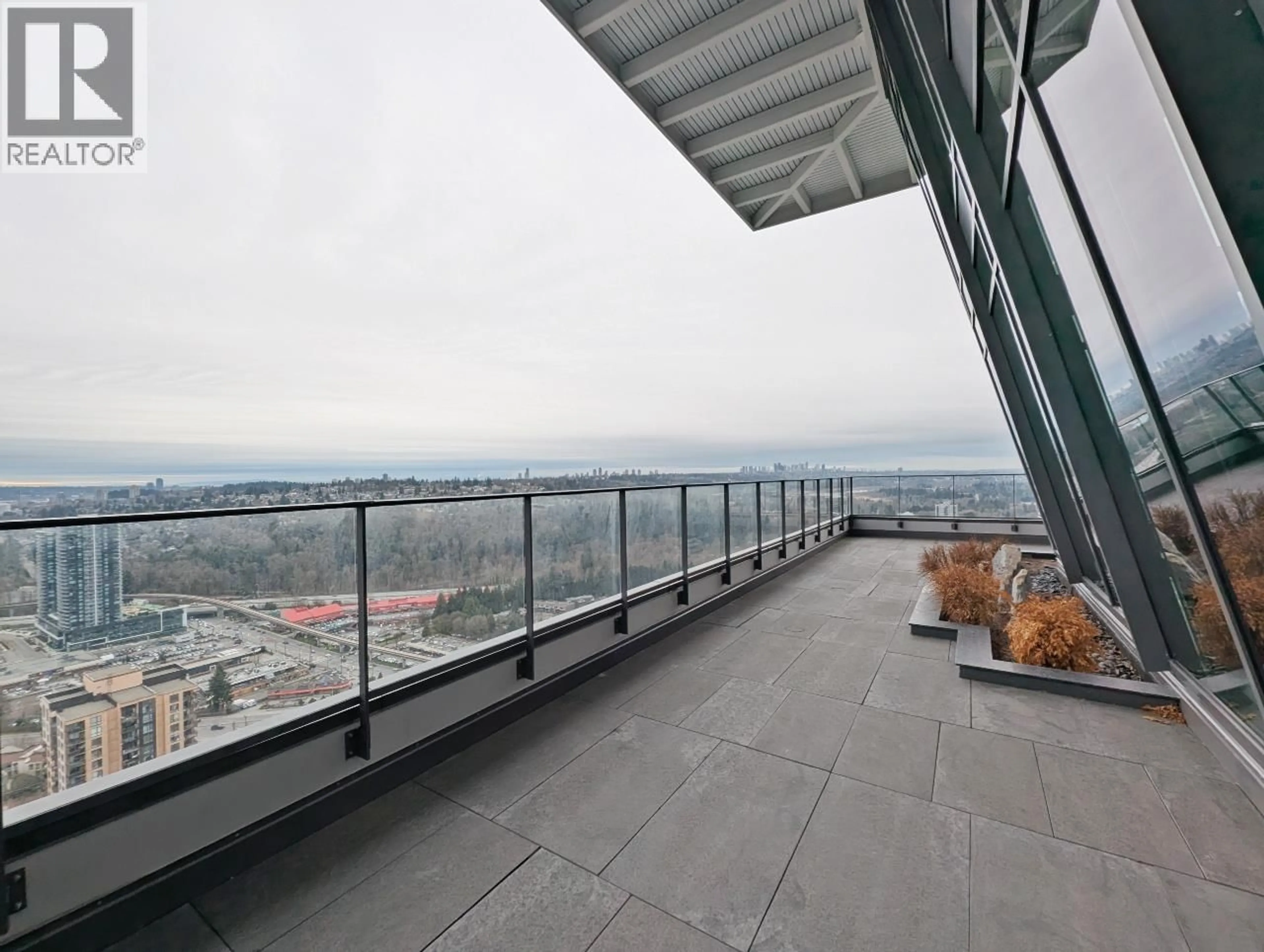 Balcony in the apartment, city buildings view from balcony for 807 - 450 WESTVIEW STREET, Coquitlam British Columbia V3K6C3