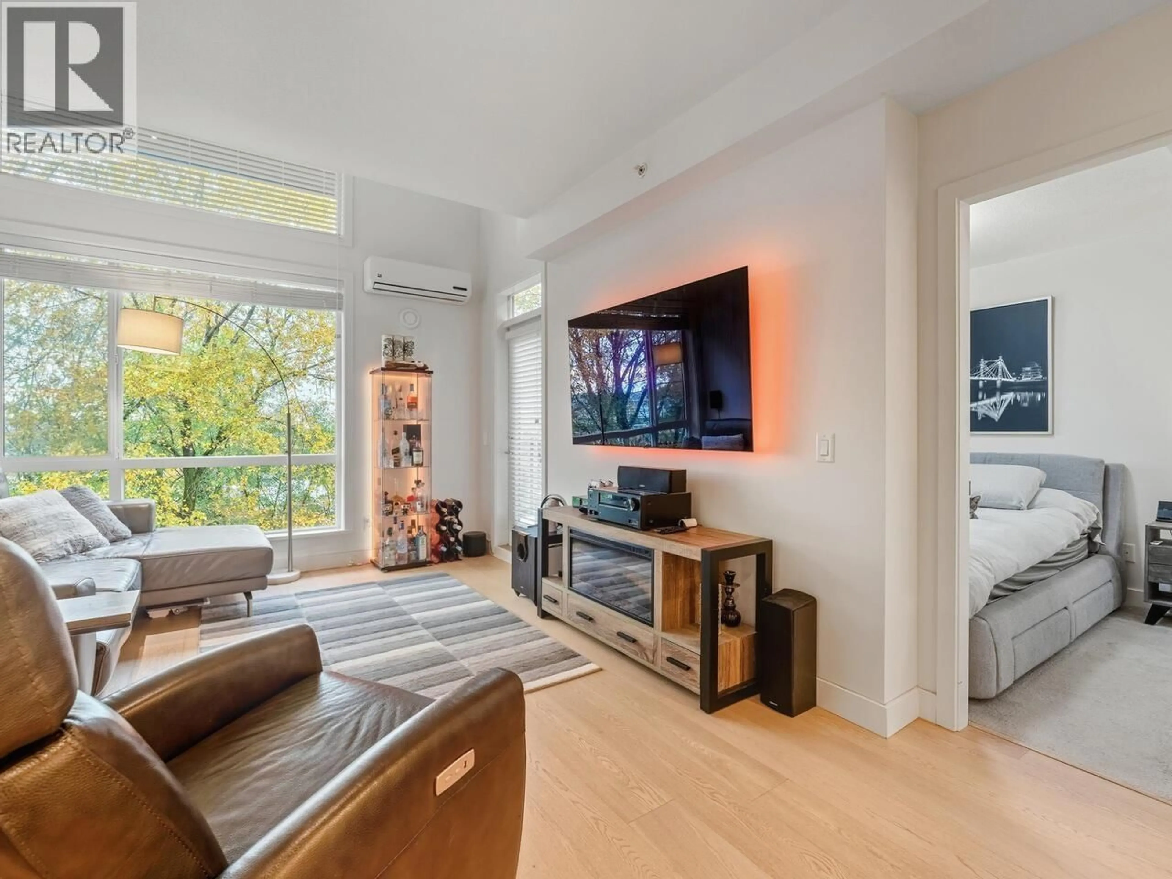 Home theater for 628 - 723 3RD STREET, North Vancouver British Columbia V7M0E4