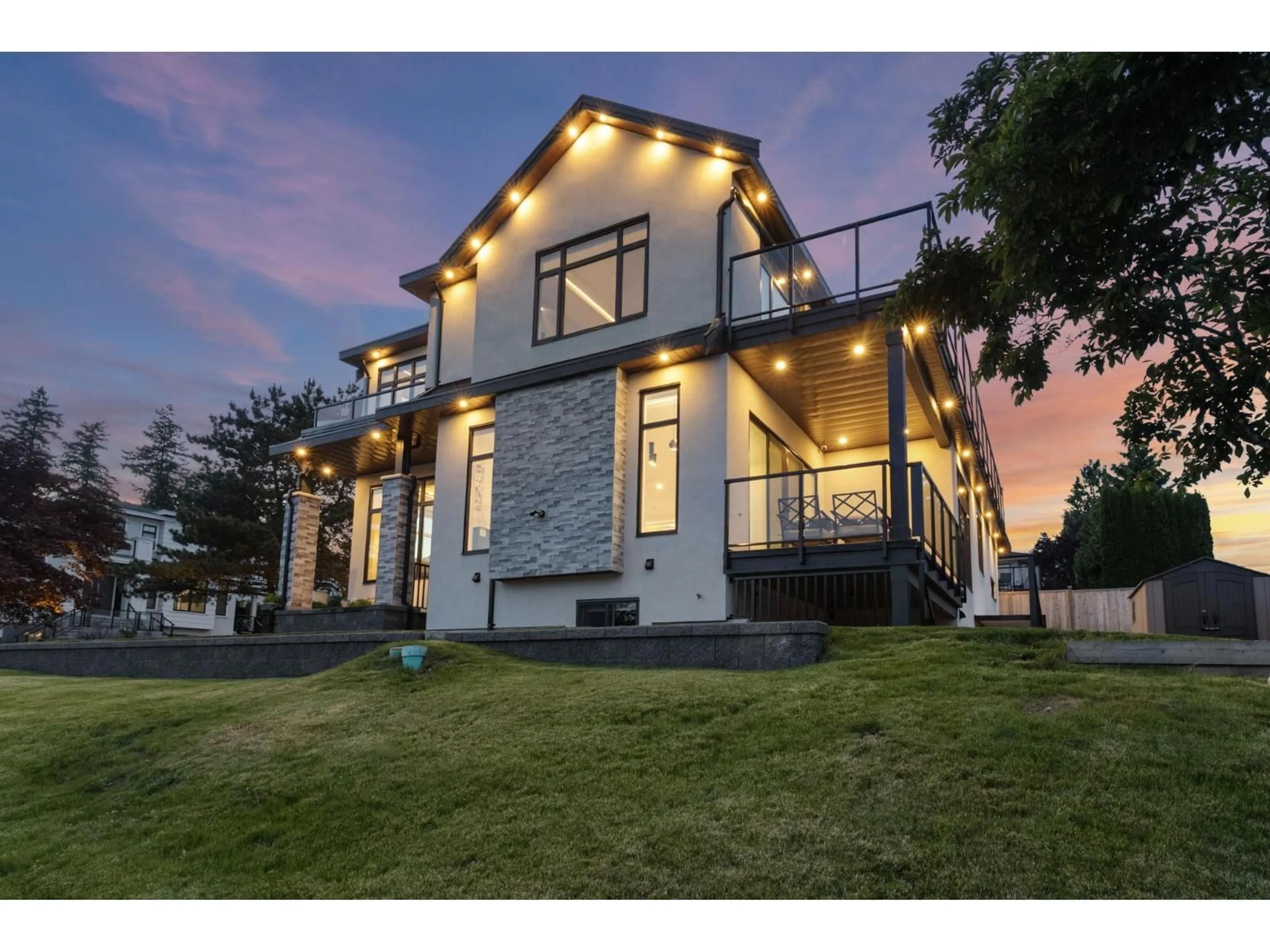 Unknown for 7814 167A STREET, Surrey British Columbia V4N0L9