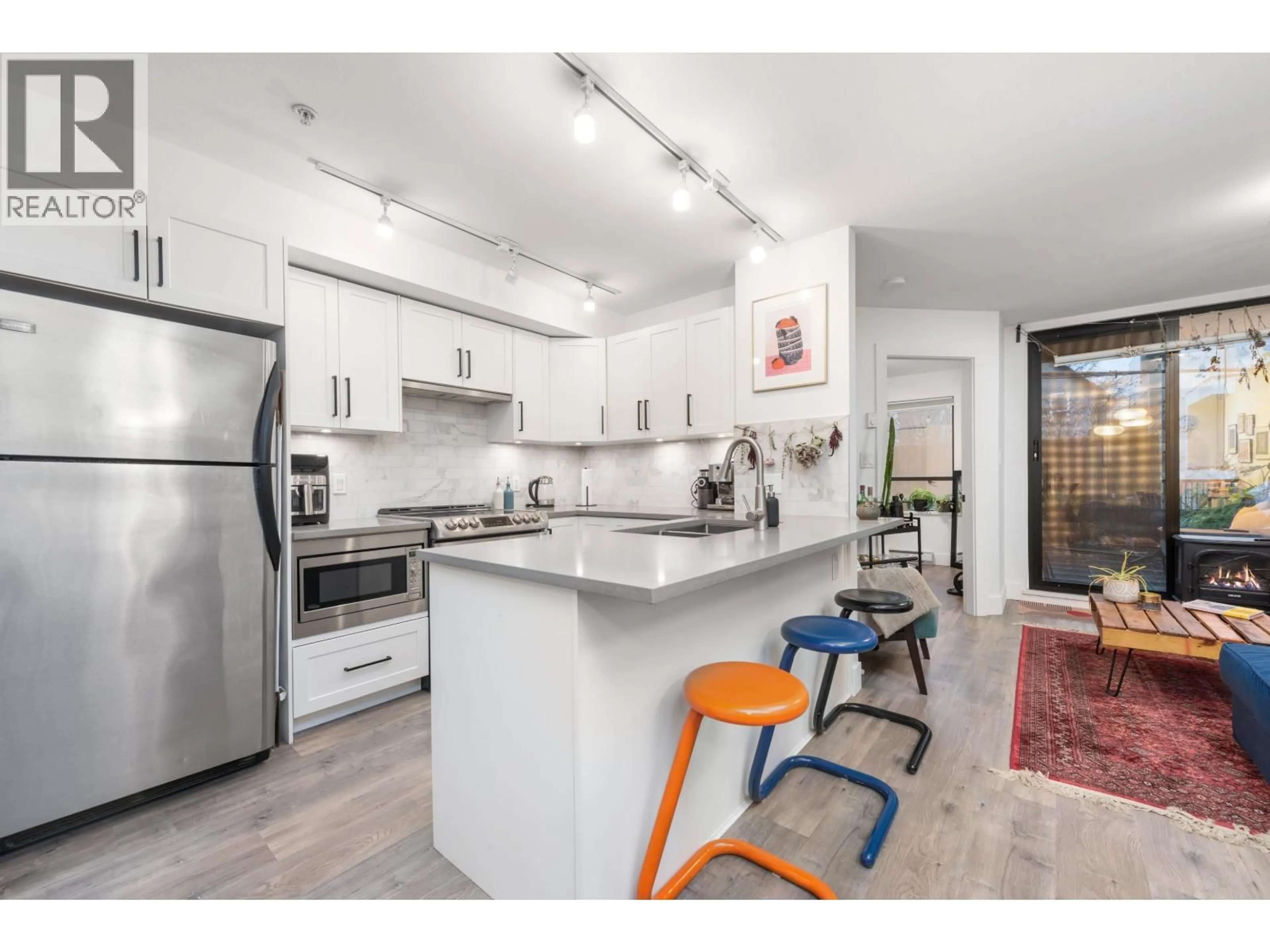 Open concept kitchen, unknown for 217 - 2150 HASTINGS STREET, Vancouver British Columbia V5L0A5