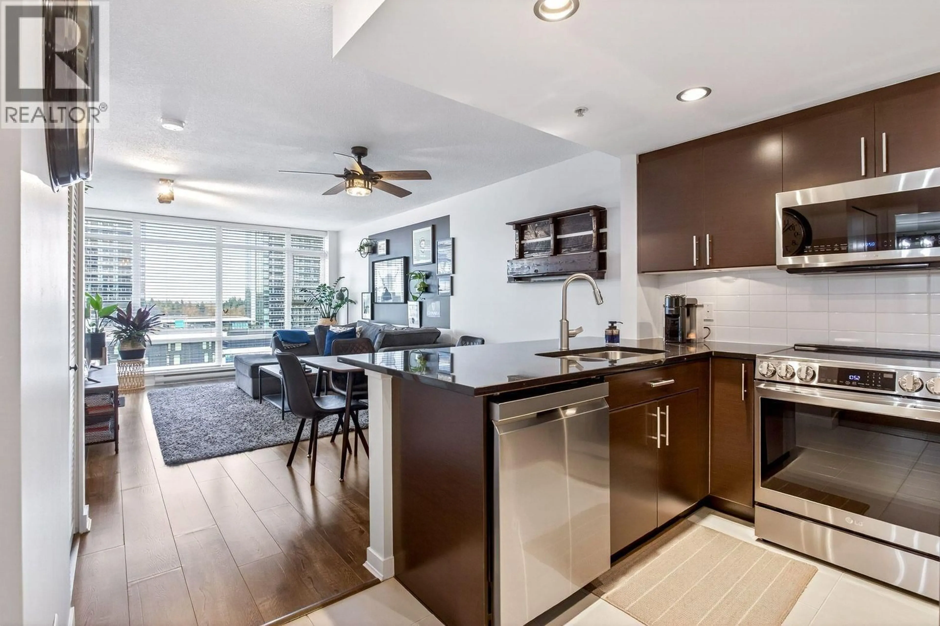 Open concept kitchen, ceramic/tile floor for 908 - 575 DELESTRE AVENUE, Coquitlam British Columbia V3K0A6