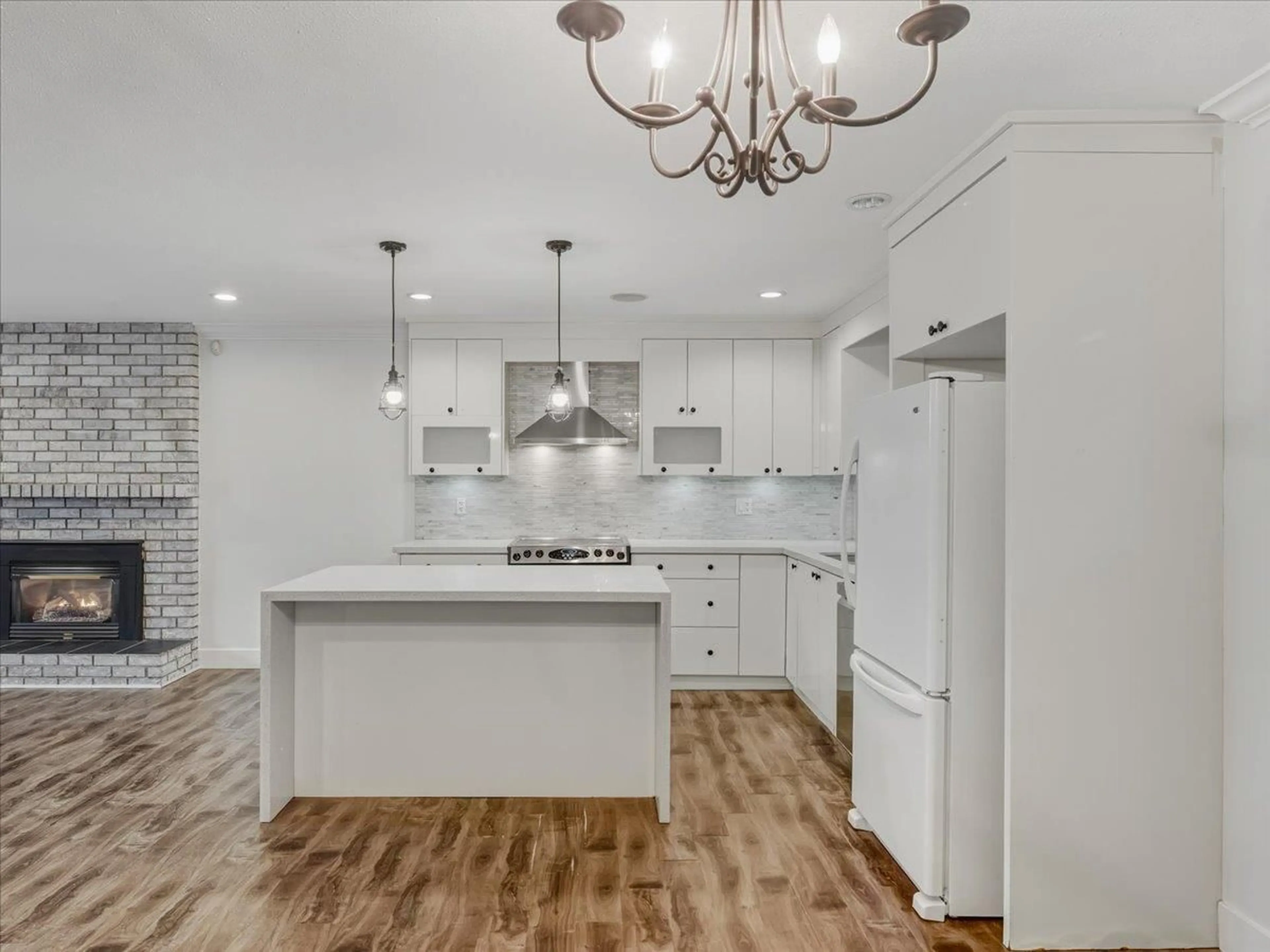 Open concept kitchen, unknown for 3976 205B STREET, Langley British Columbia V3A2B3